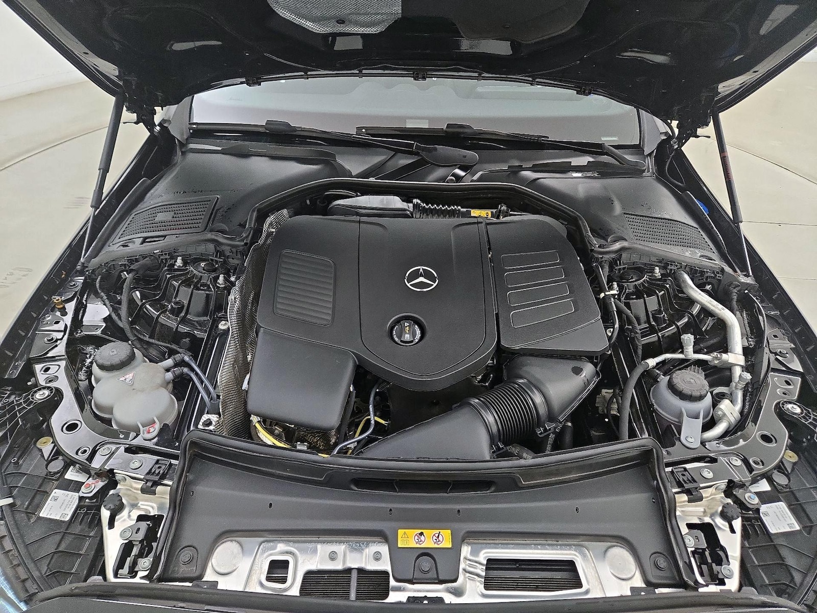 2025 Mercedes-Benz C-Class Sedan C 300 - Photo 24