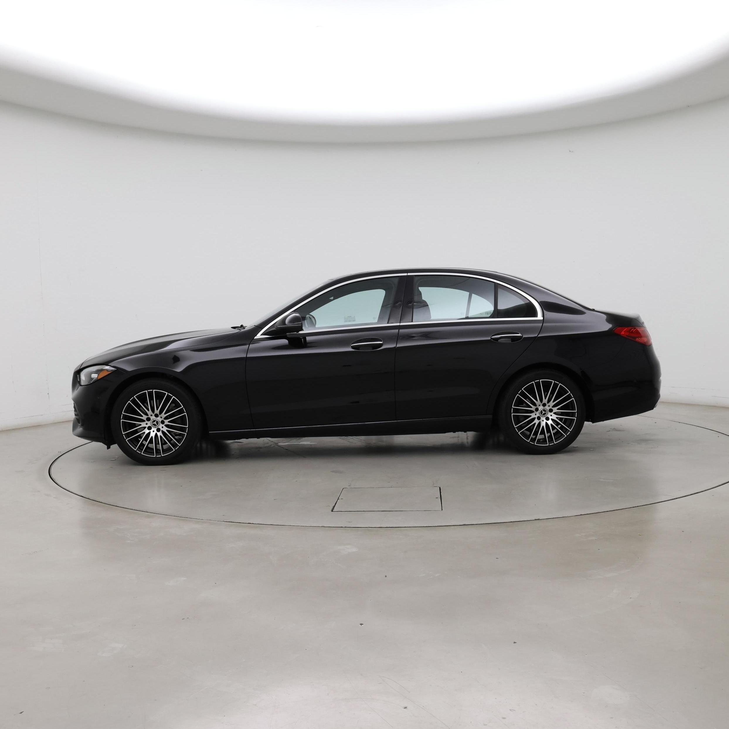 Thumbnail: 2025 Mercedes-Benz C-Class - 3