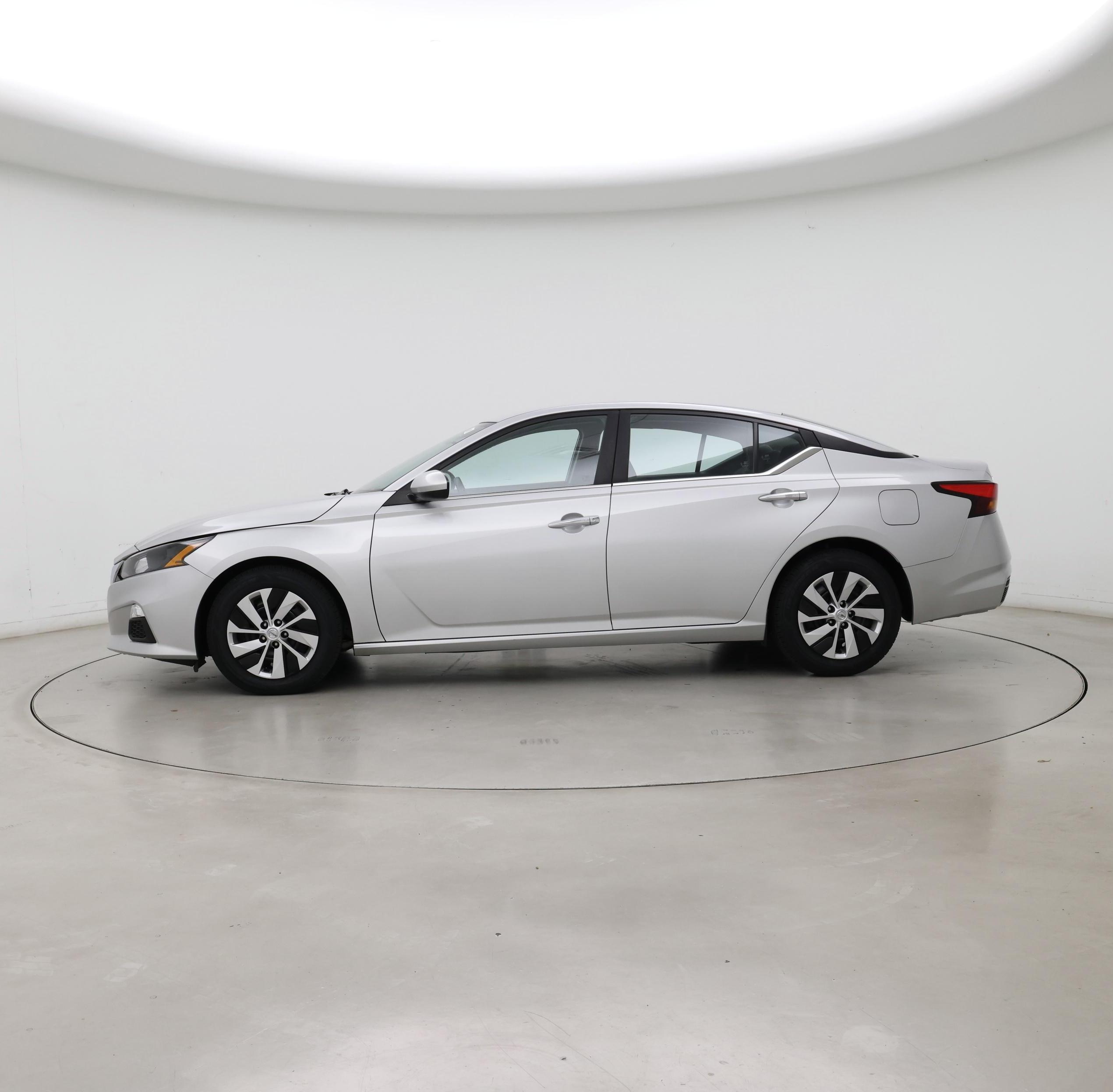 Thumbnail: 2022 Nissan Altima - 3