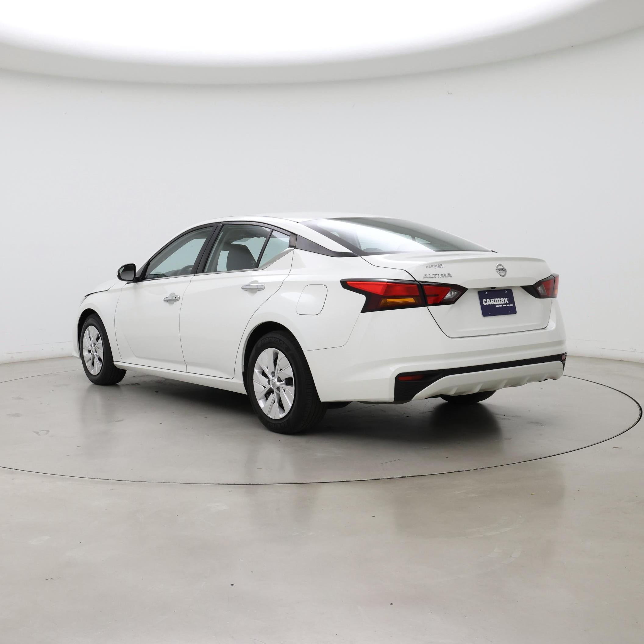 Thumbnail: 2022 Nissan Altima - 2