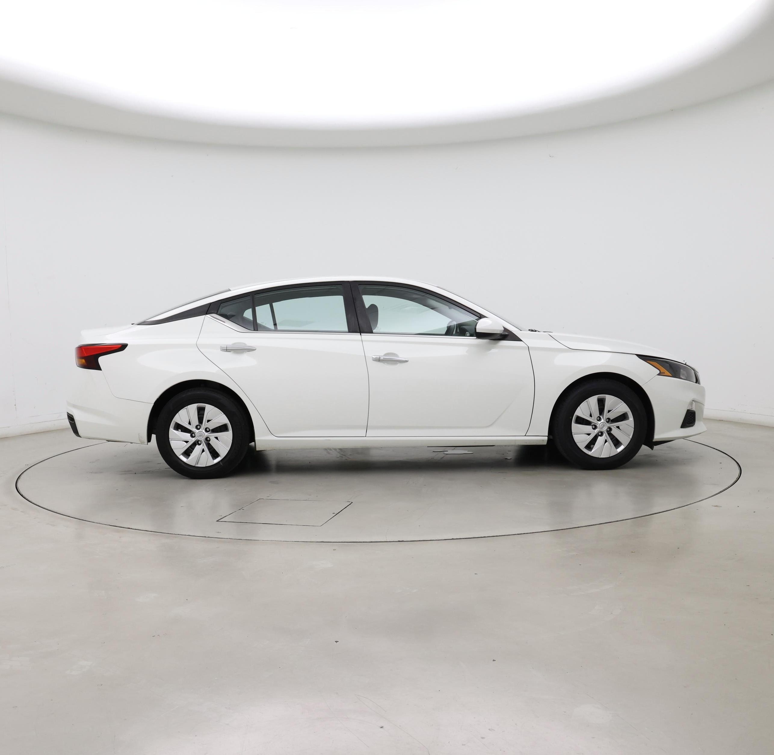 Thumbnail: 2022 Nissan Altima - 7