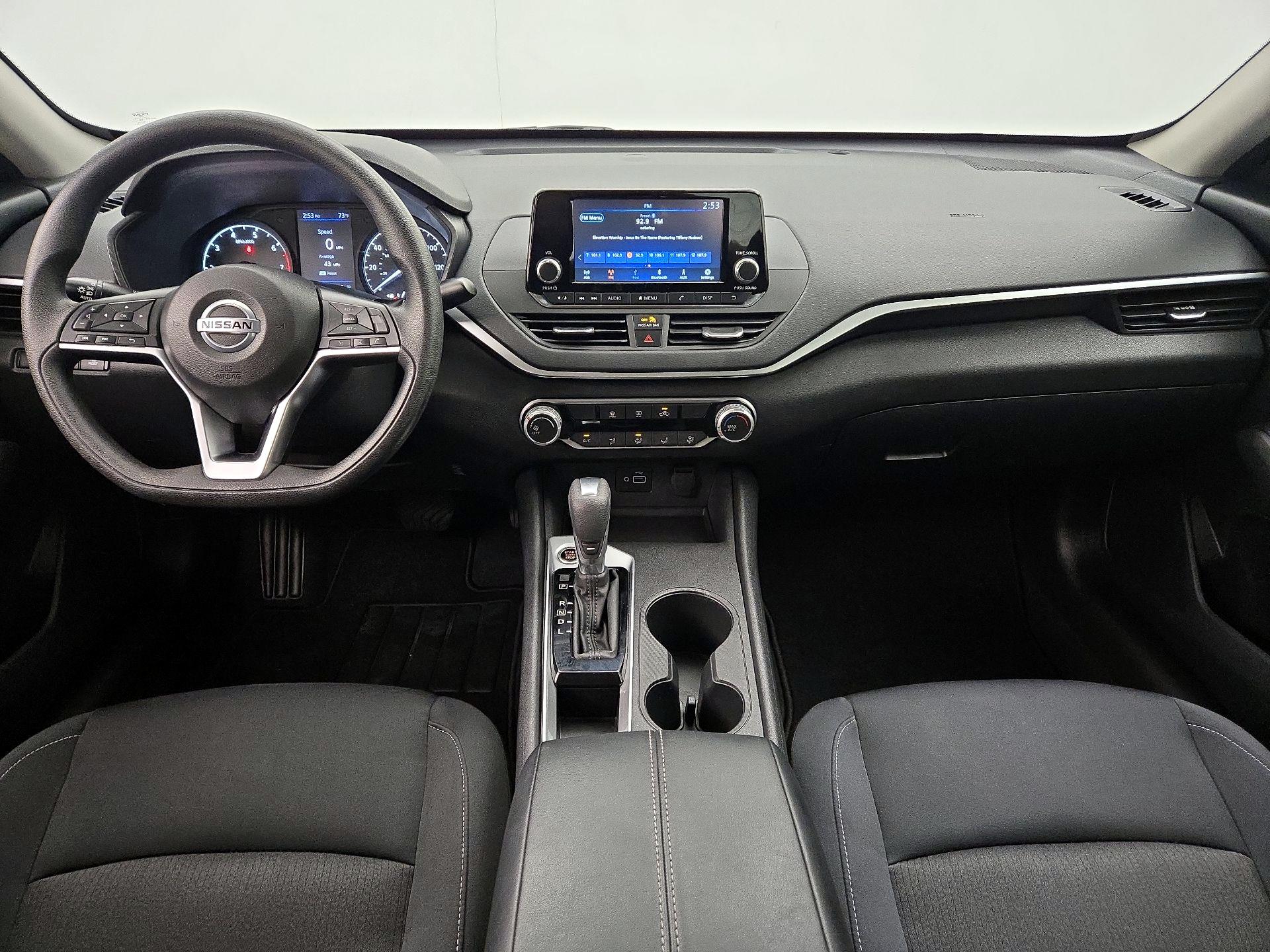 Thumbnail: 2022 Nissan Altima - 9