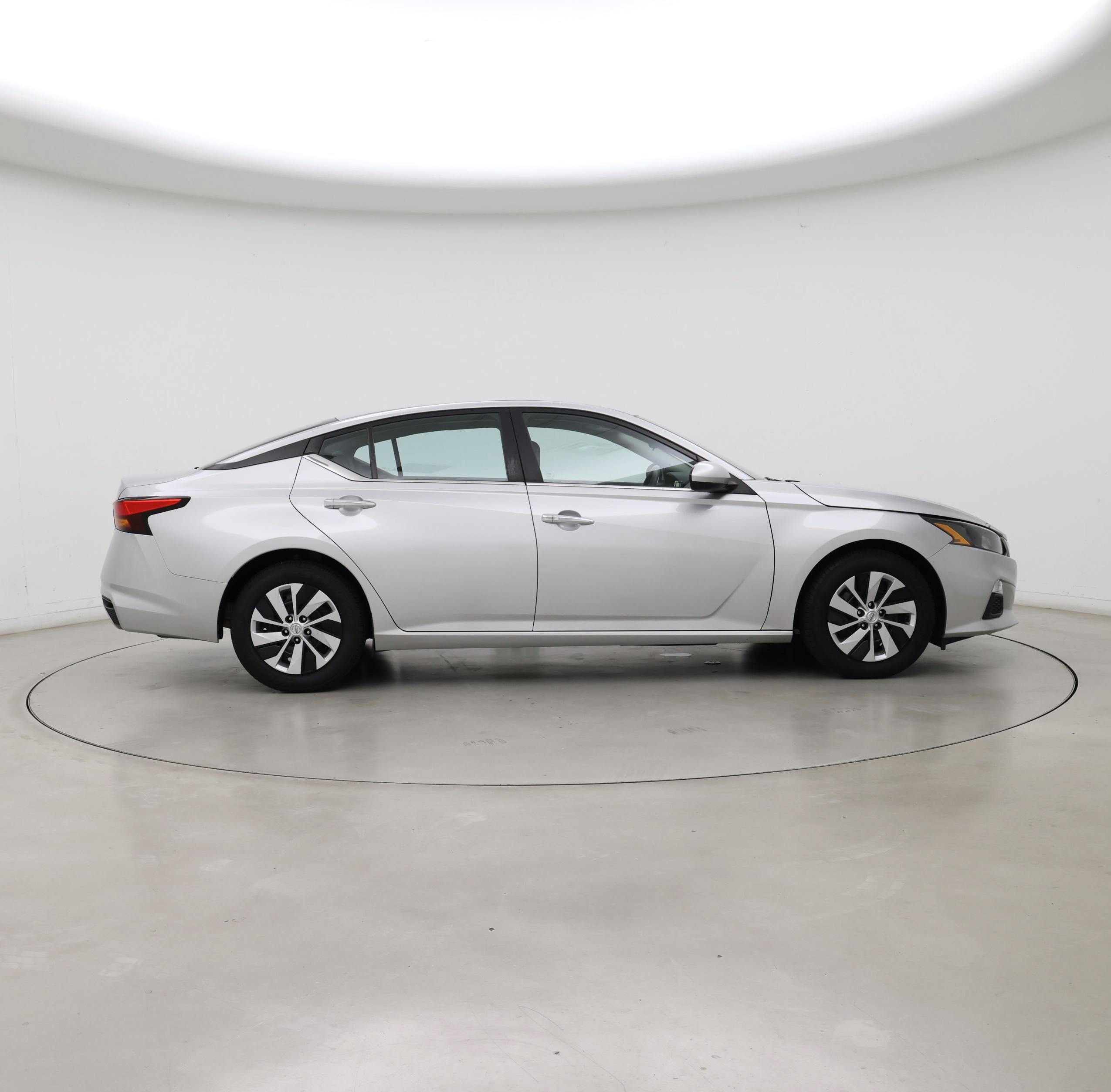 Thumbnail: 2022 Nissan Altima - 7