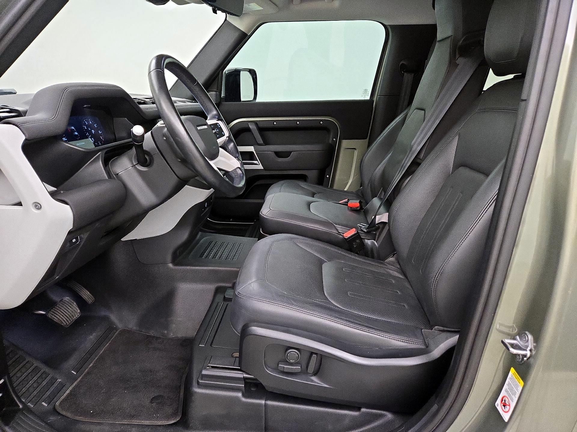 Thumbnail: 2021 Land Rover Defender - 11