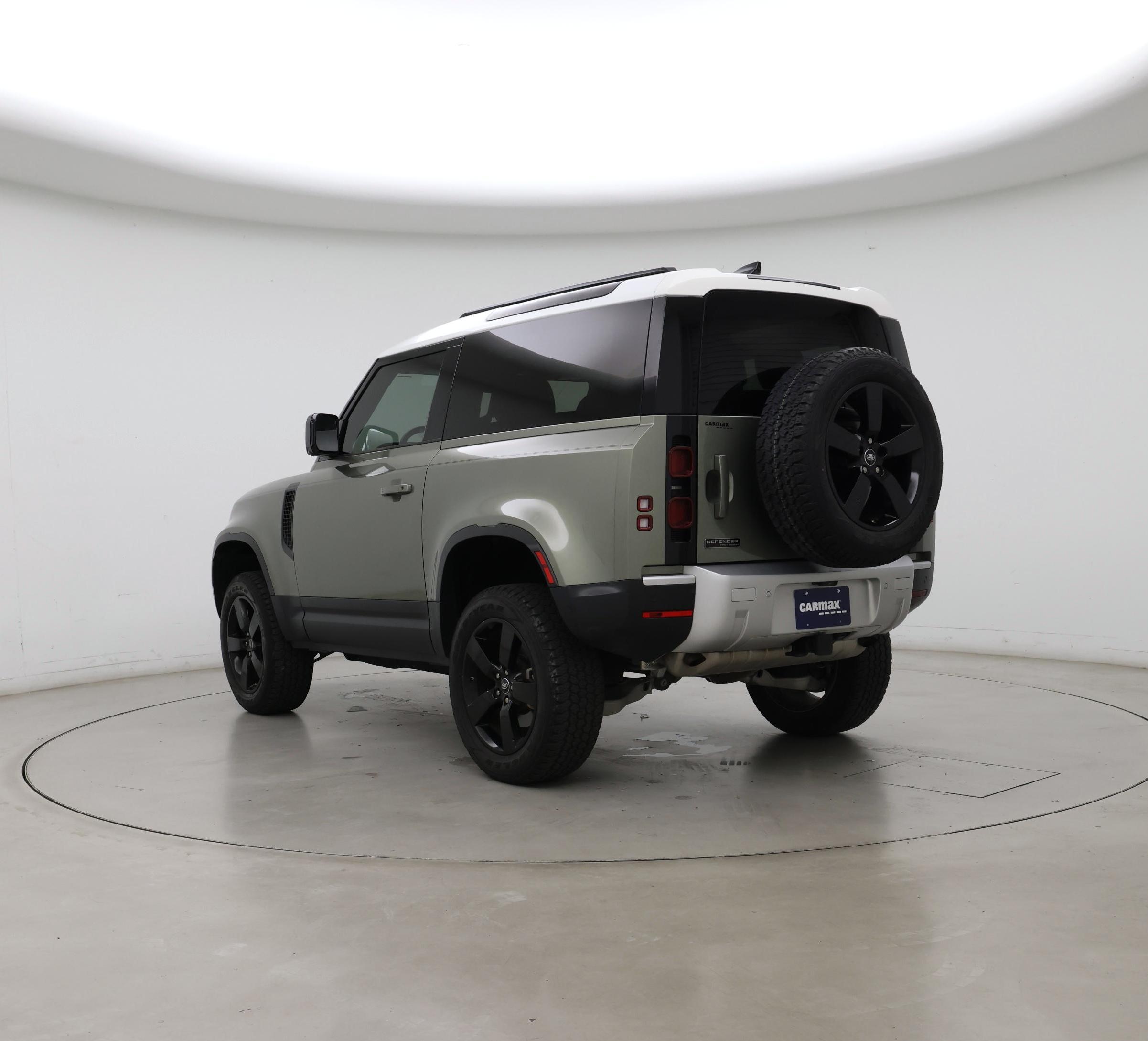 Thumbnail: 2021 Land Rover Defender - 2
