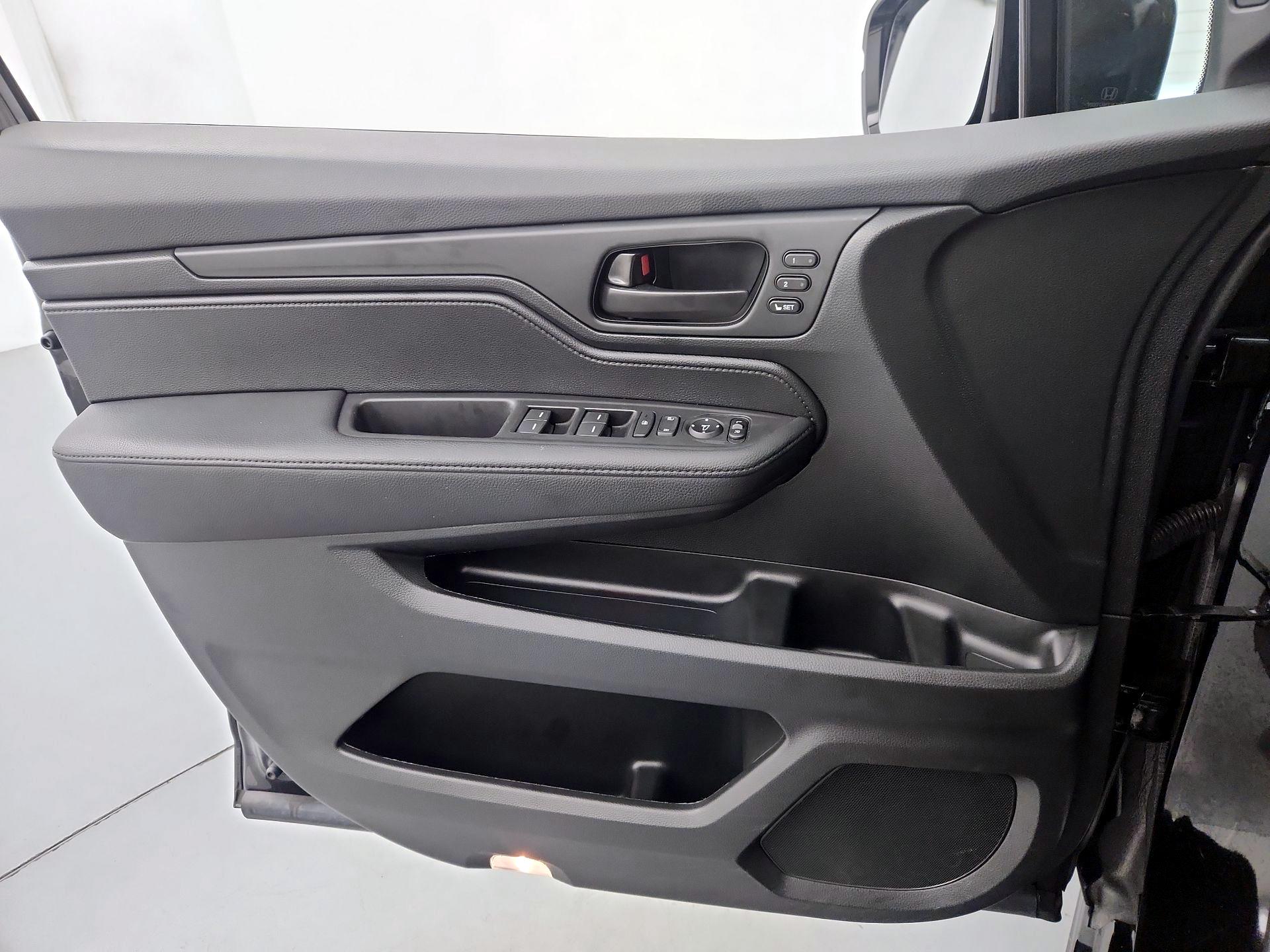 Thumbnail: 2025 Honda Odyssey - 12