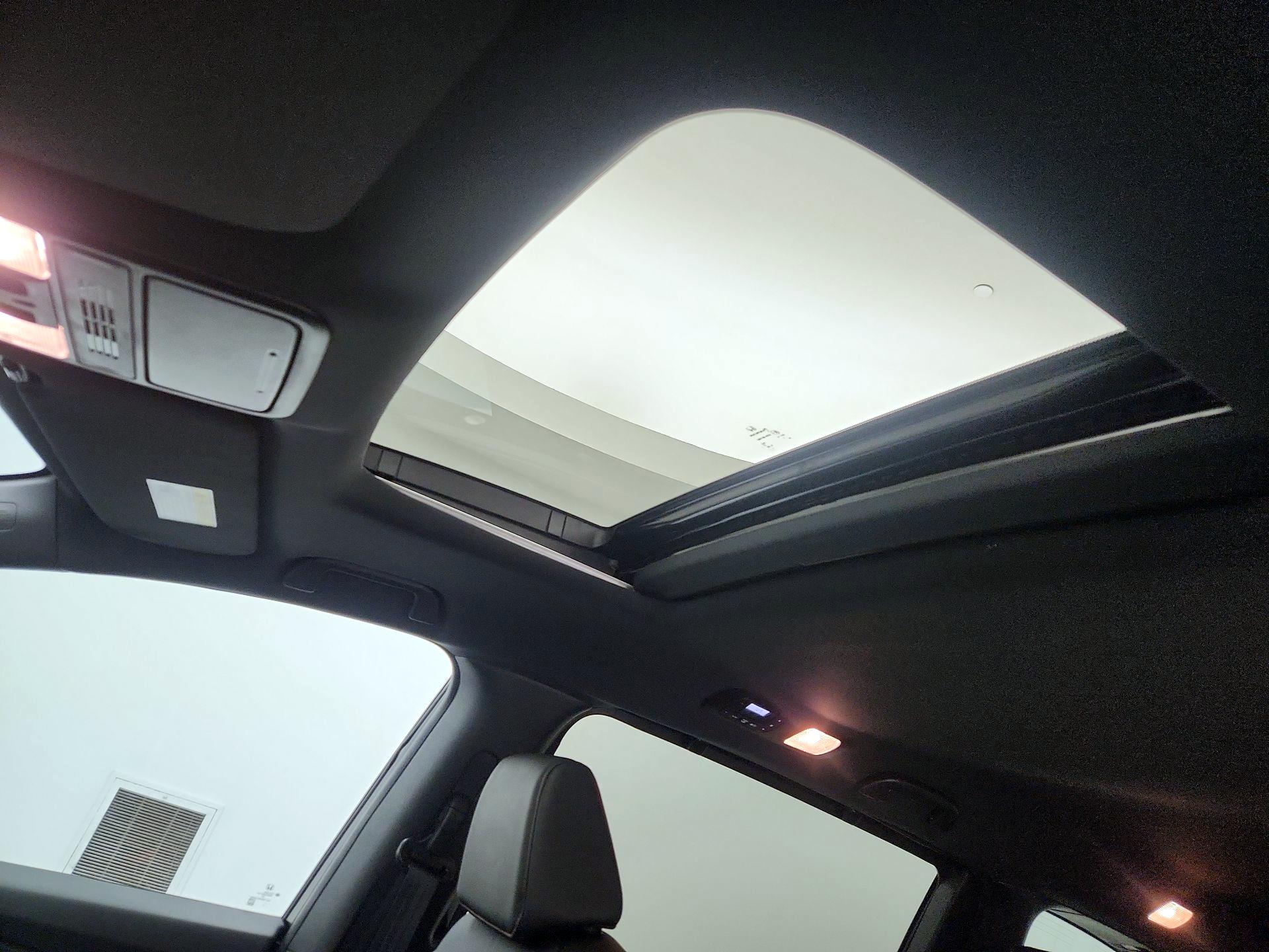 Thumbnail: 2025 Honda Odyssey - 19
