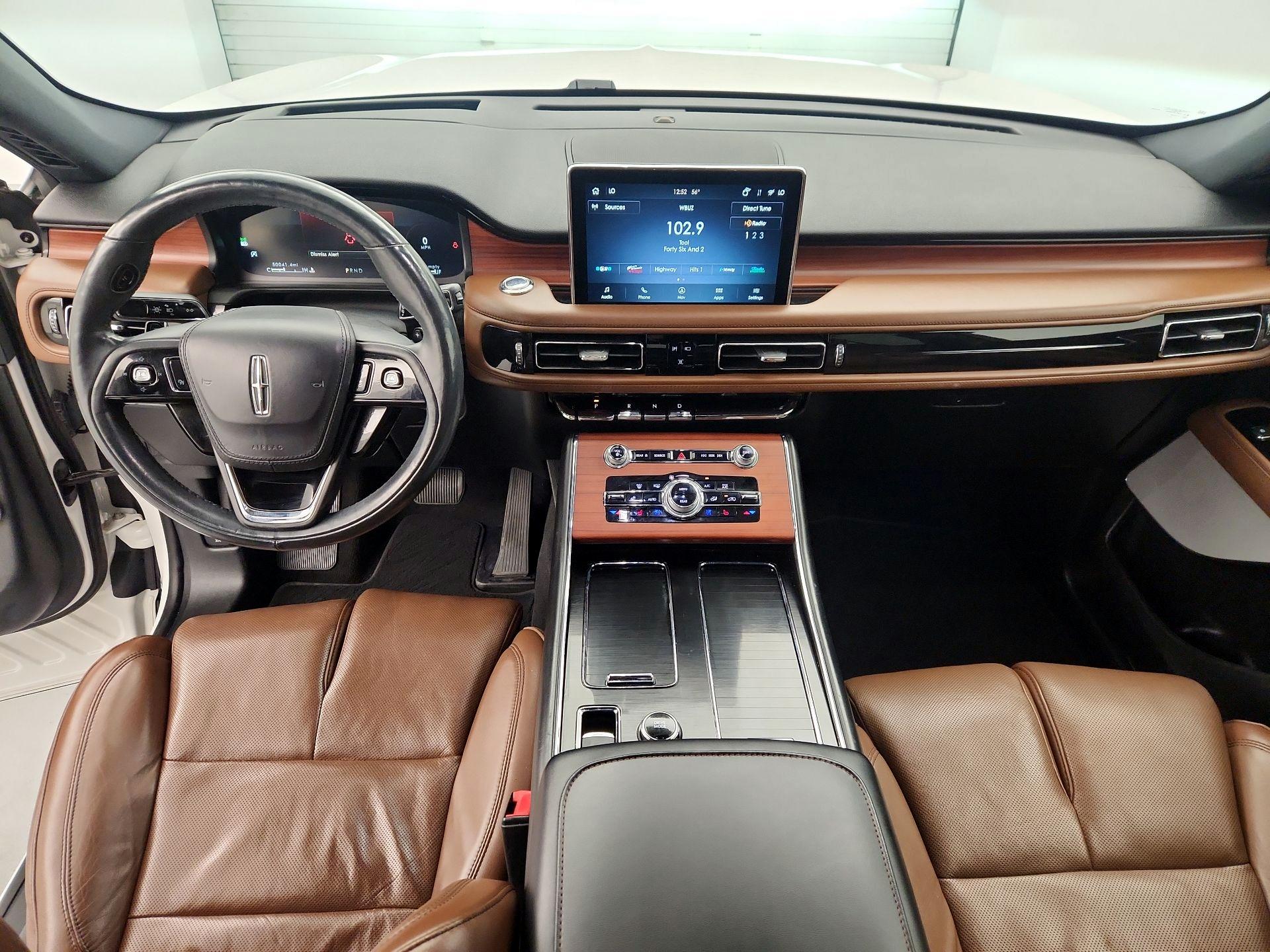 Thumbnail: 2021 Lincoln Aviator - 9