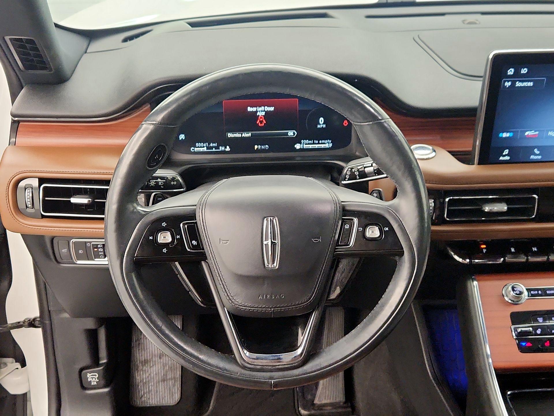 Thumbnail: 2021 Lincoln Aviator - 10