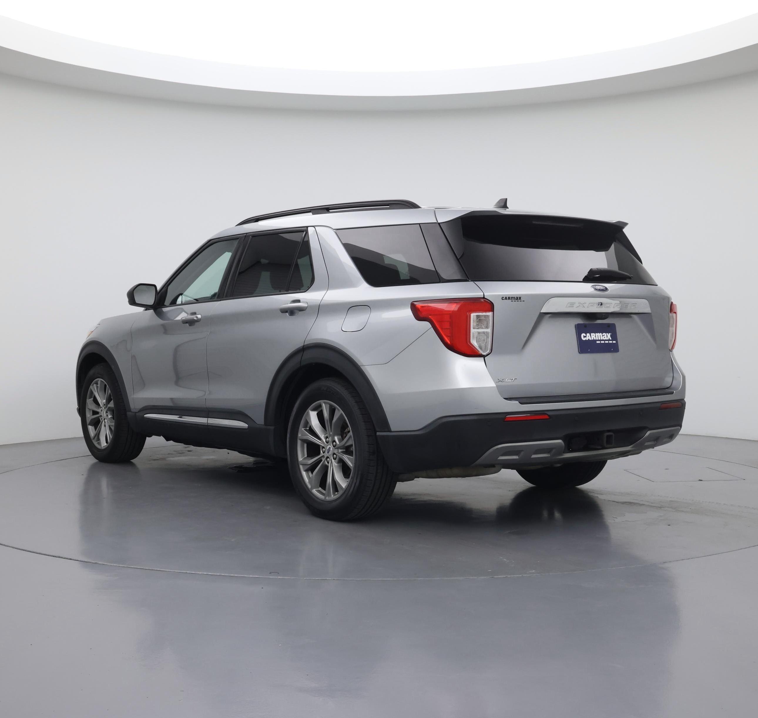 Thumbnail: 2022 Ford Explorer - 2