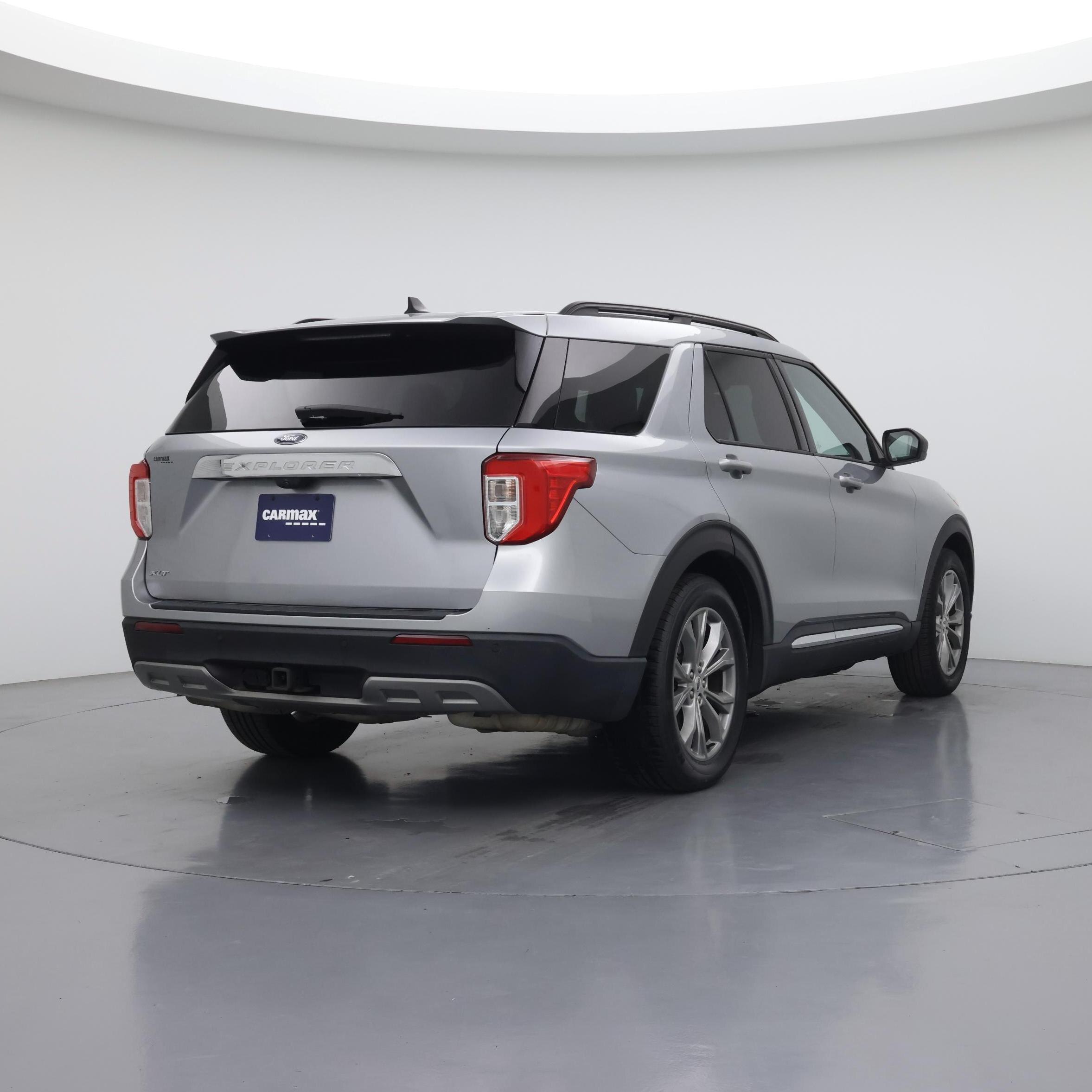 Thumbnail: 2022 Ford Explorer - 8