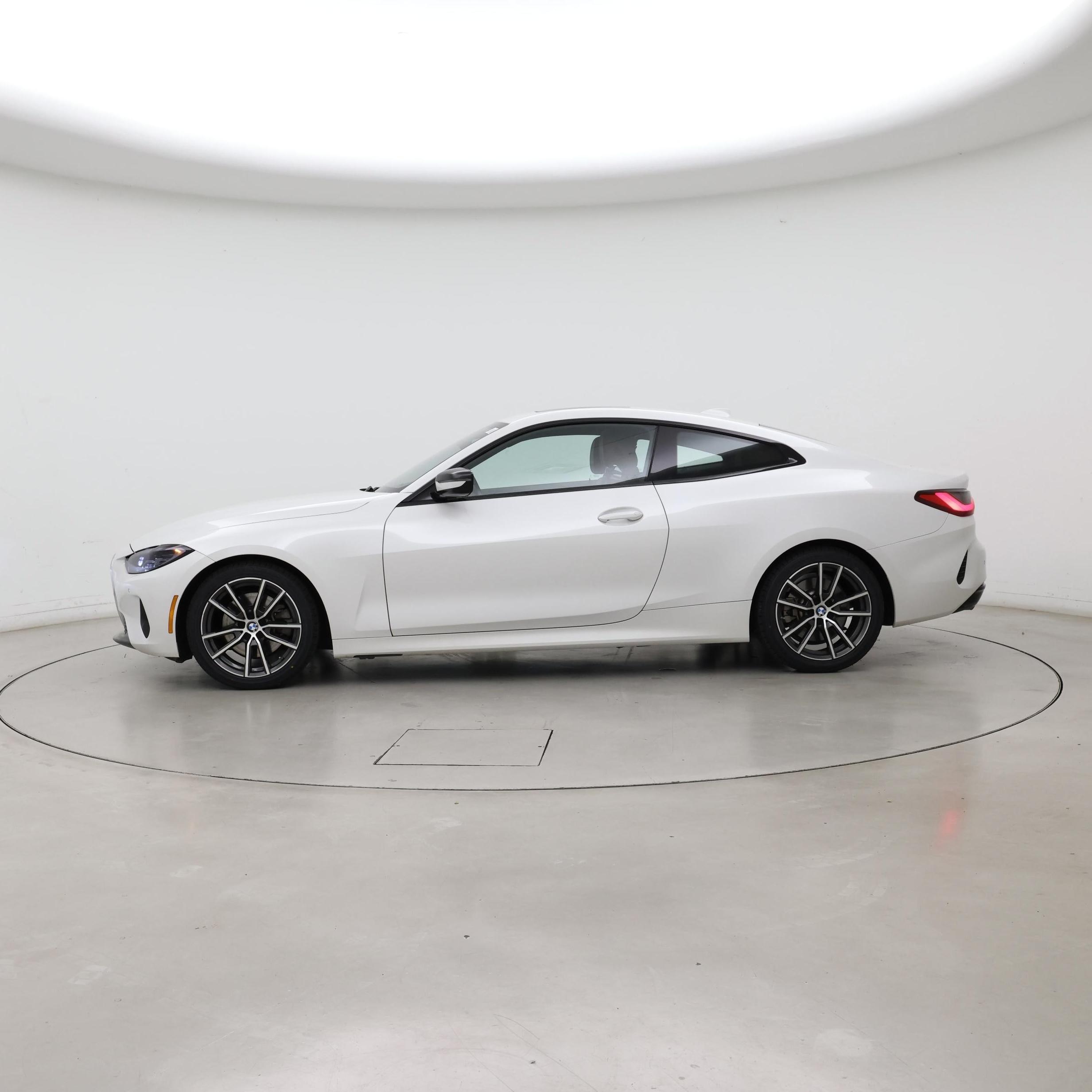 Thumbnail: 2022 BMW 4 Series - 3
