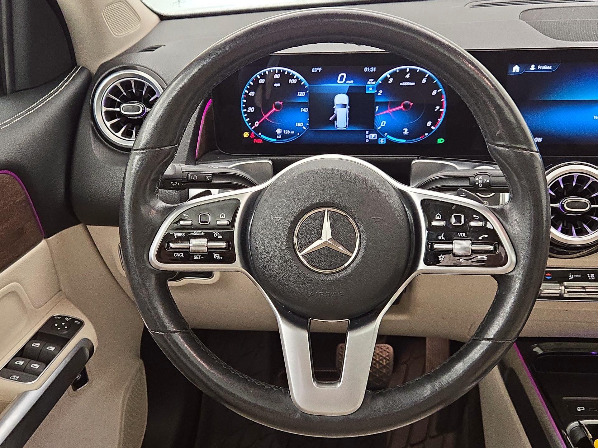 Thumbnail: 2023 Mercedes-Benz GLB - 10