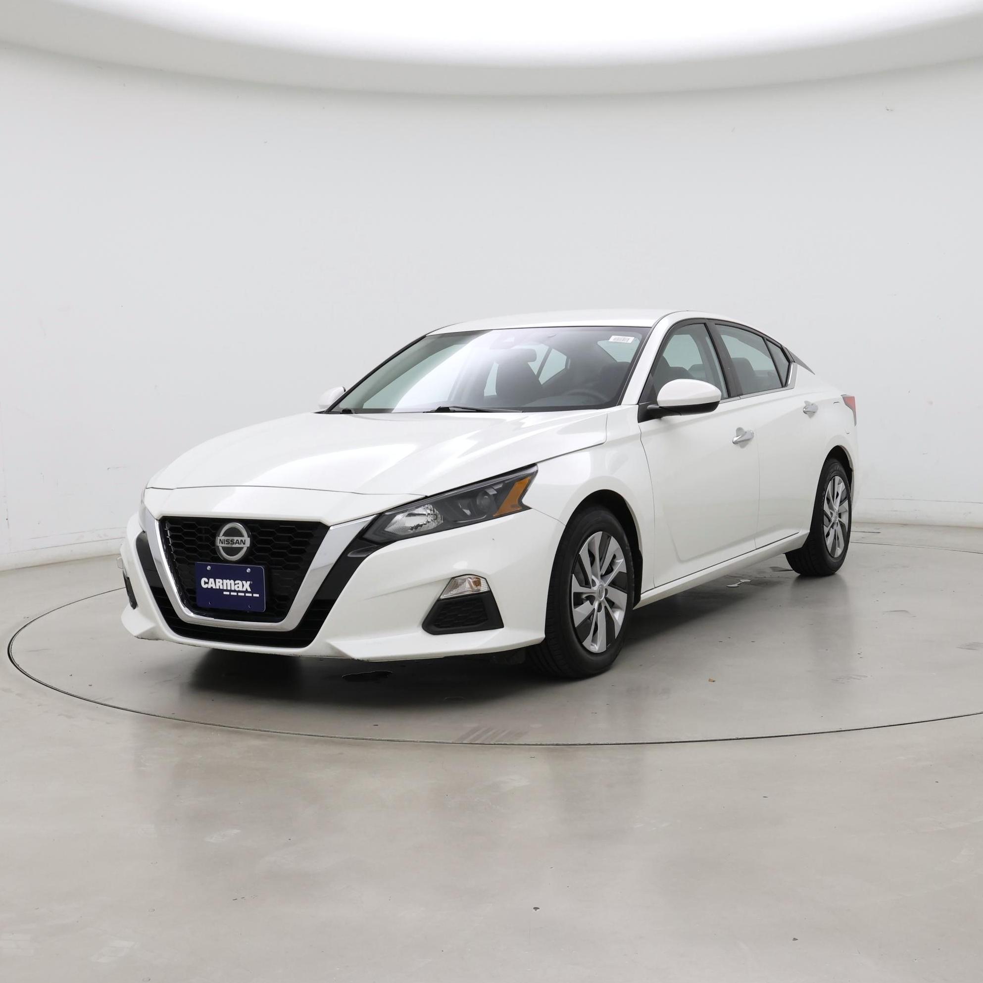 Thumbnail: 2022 Nissan Altima - 4
