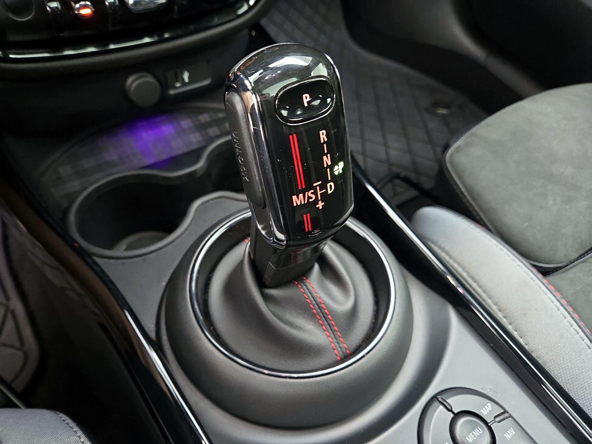 Thumbnail: 2020 MINI Cooper Clubman - 18