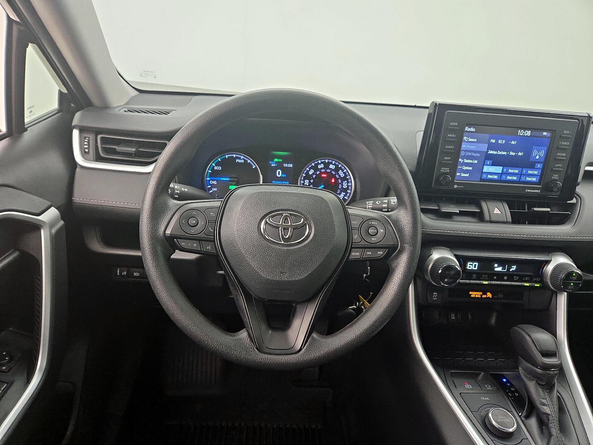 Thumbnail: 2022 Toyota RAV4 - 10