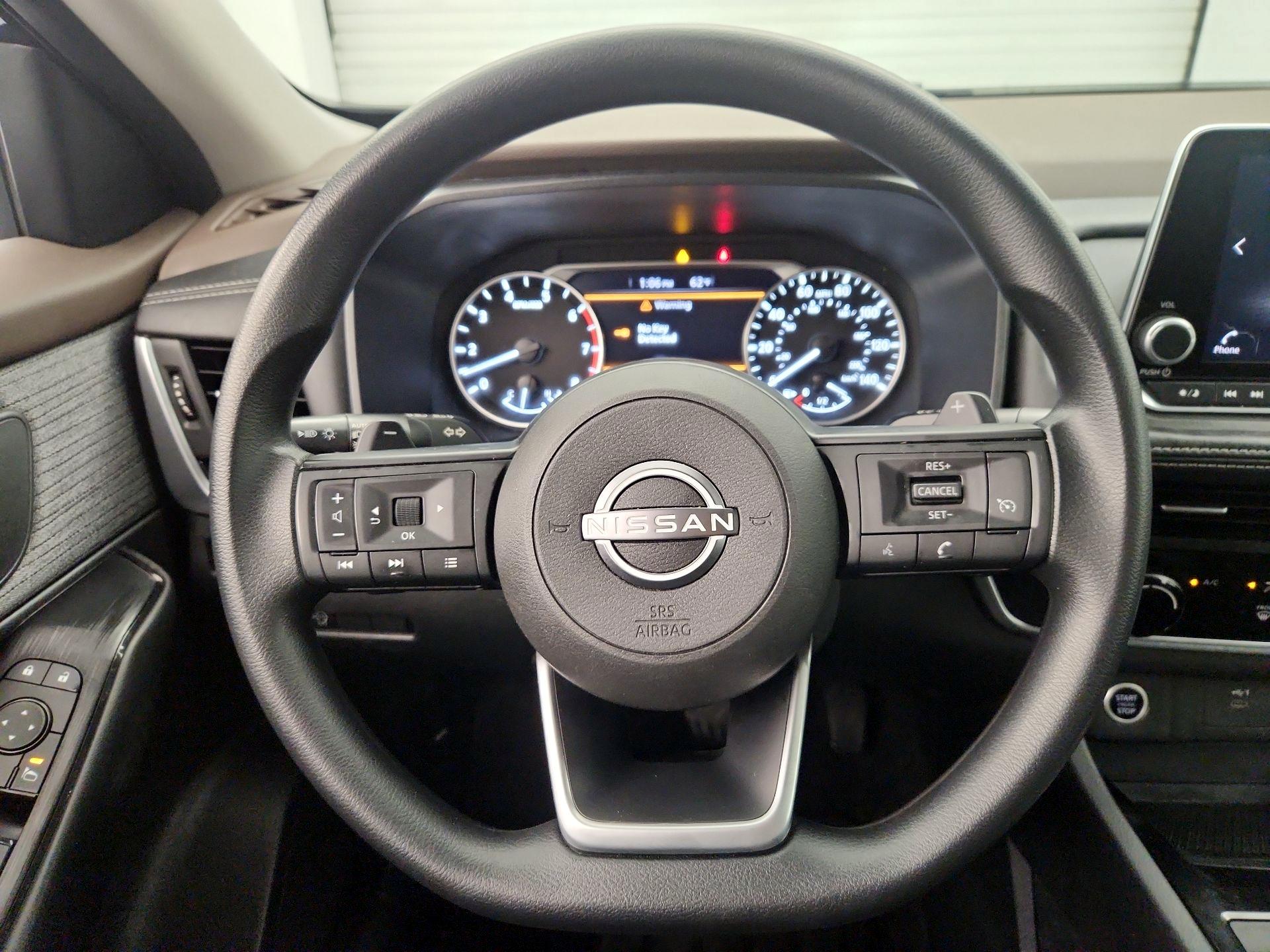 Thumbnail: 2023 Nissan Rogue - 10