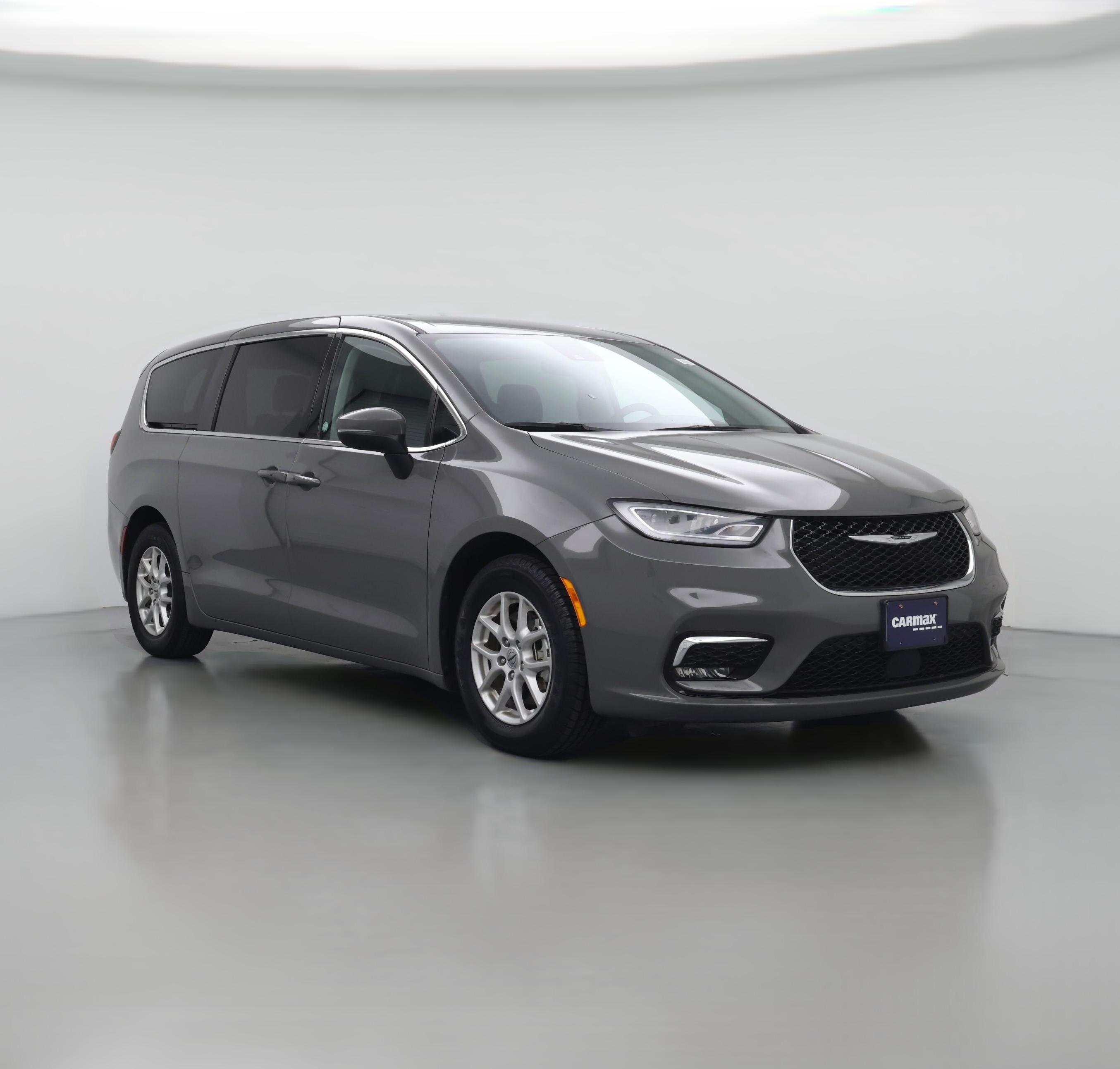 Thumbnail: 2023 Chrysler Pacifica - 1