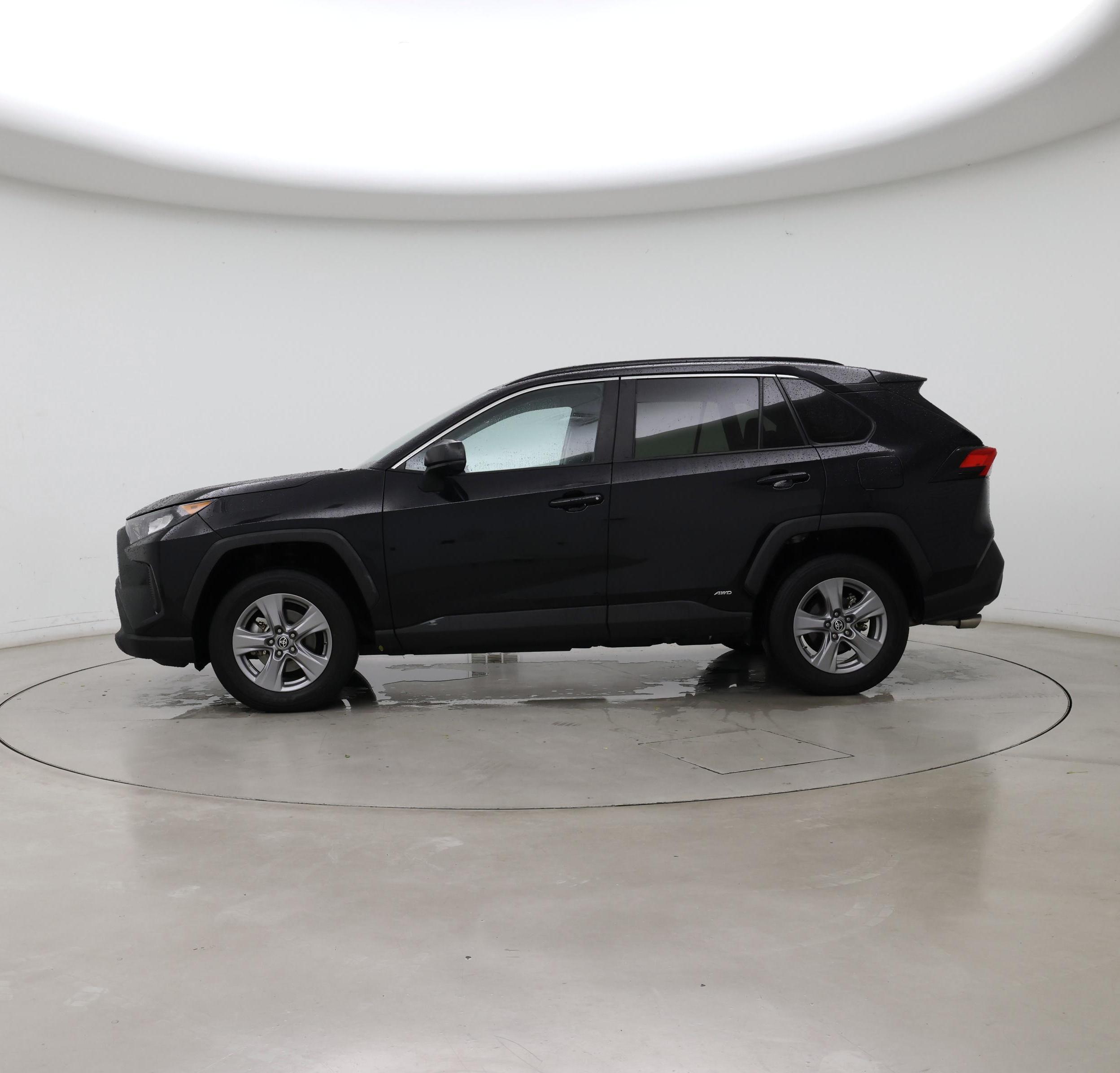 Thumbnail: 2022 Toyota RAV4 - 3