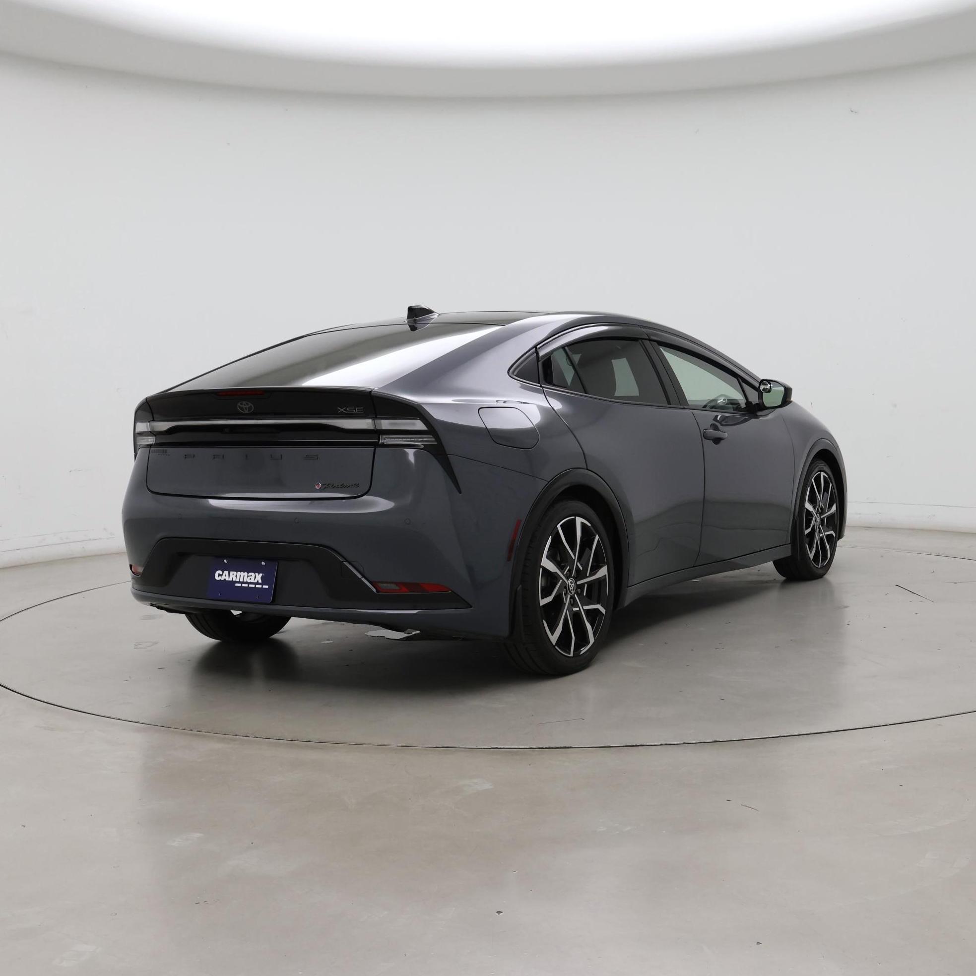 Thumbnail: 2024 Toyota Prius Prime - 8