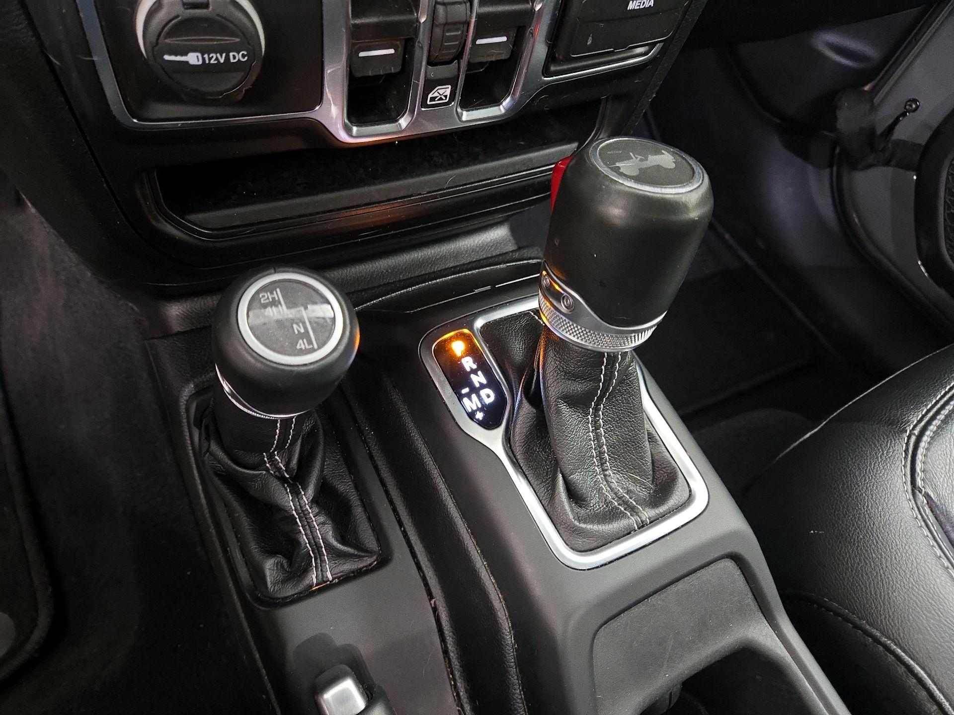 Thumbnail: 2021 Jeep Wrangler - 18