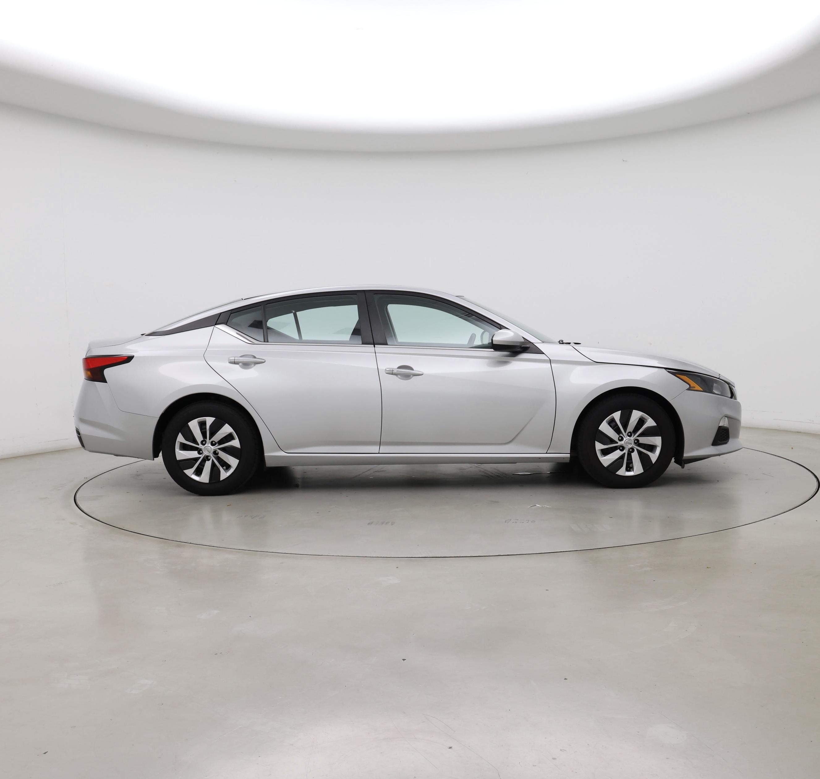 Thumbnail: 2022 Nissan Altima - 7