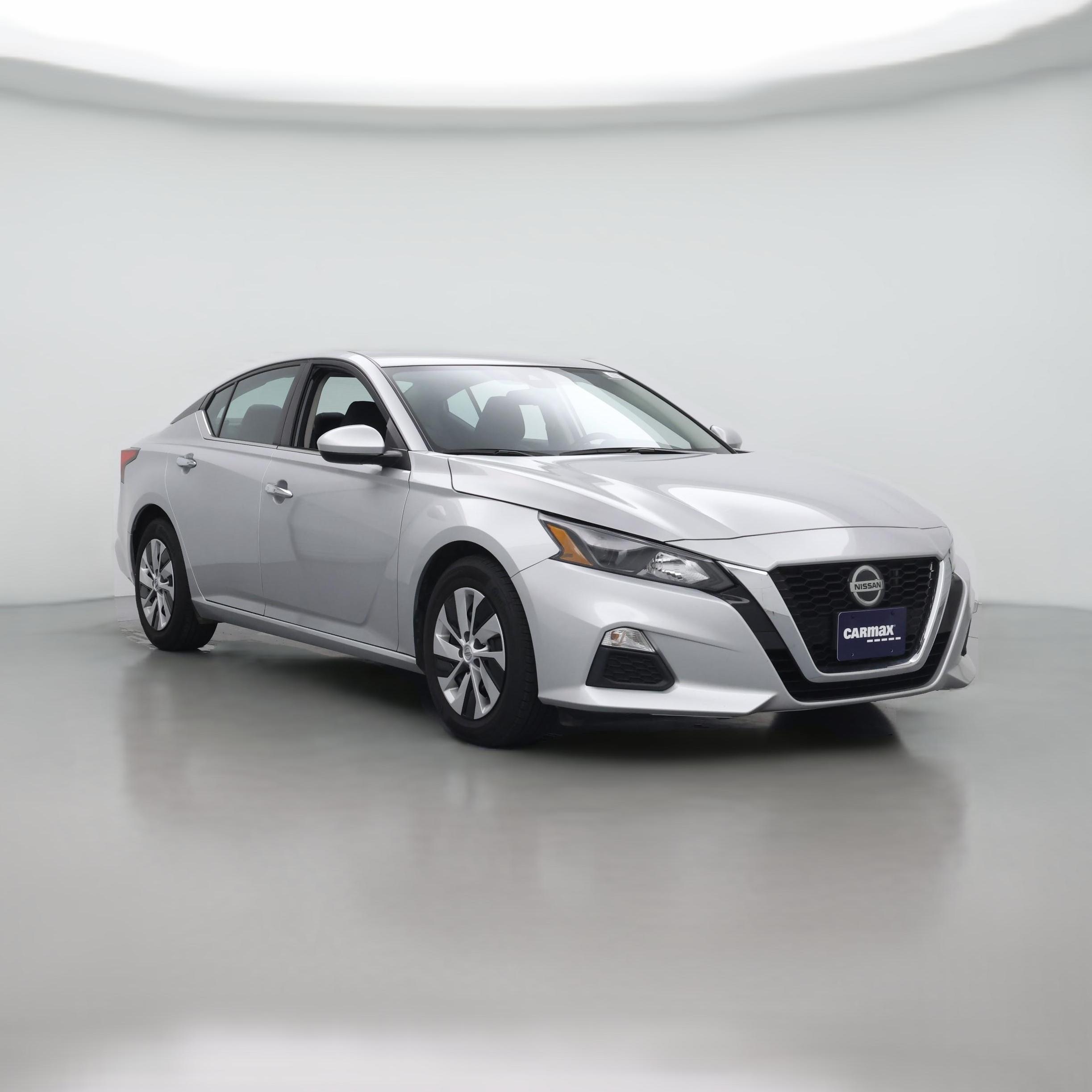 Thumbnail: 2022 Nissan Altima - 1