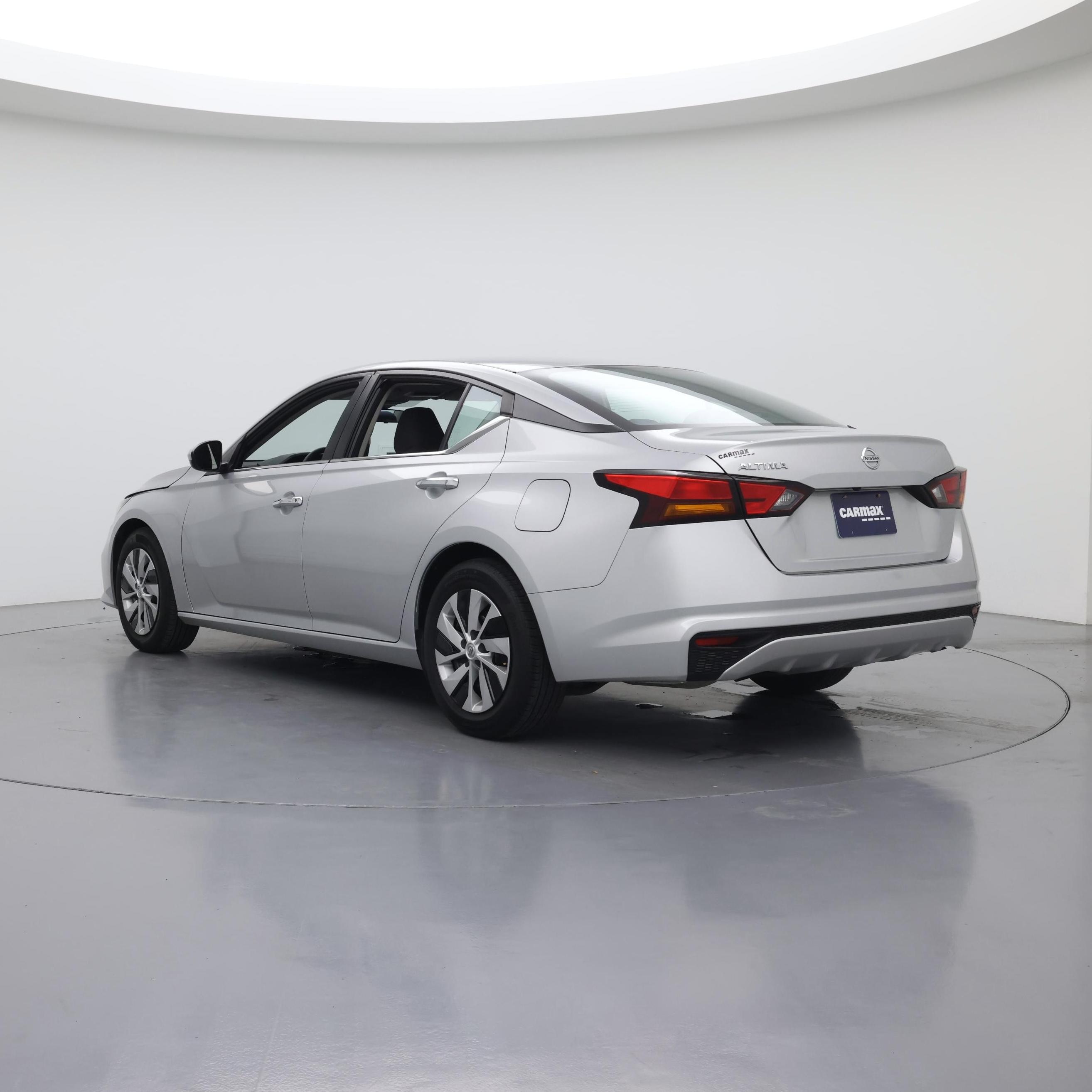 Thumbnail: 2022 Nissan Altima - 2