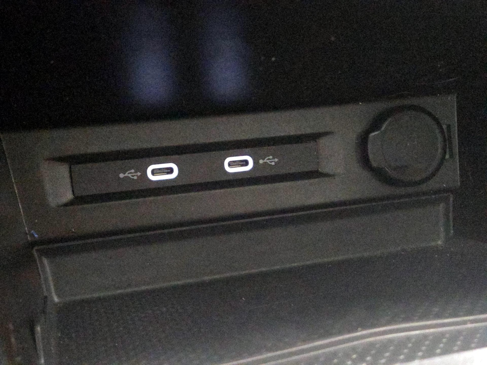 2023 Volkswagen Tiguan SE - Photo 19