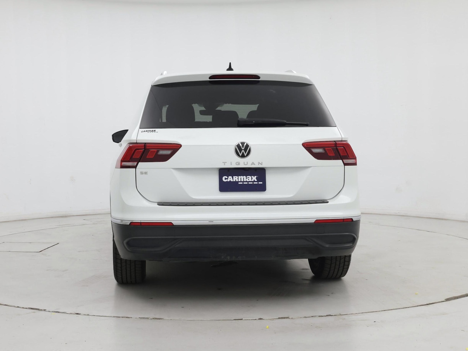 2023 Volkswagen Tiguan SE - Photo 7
