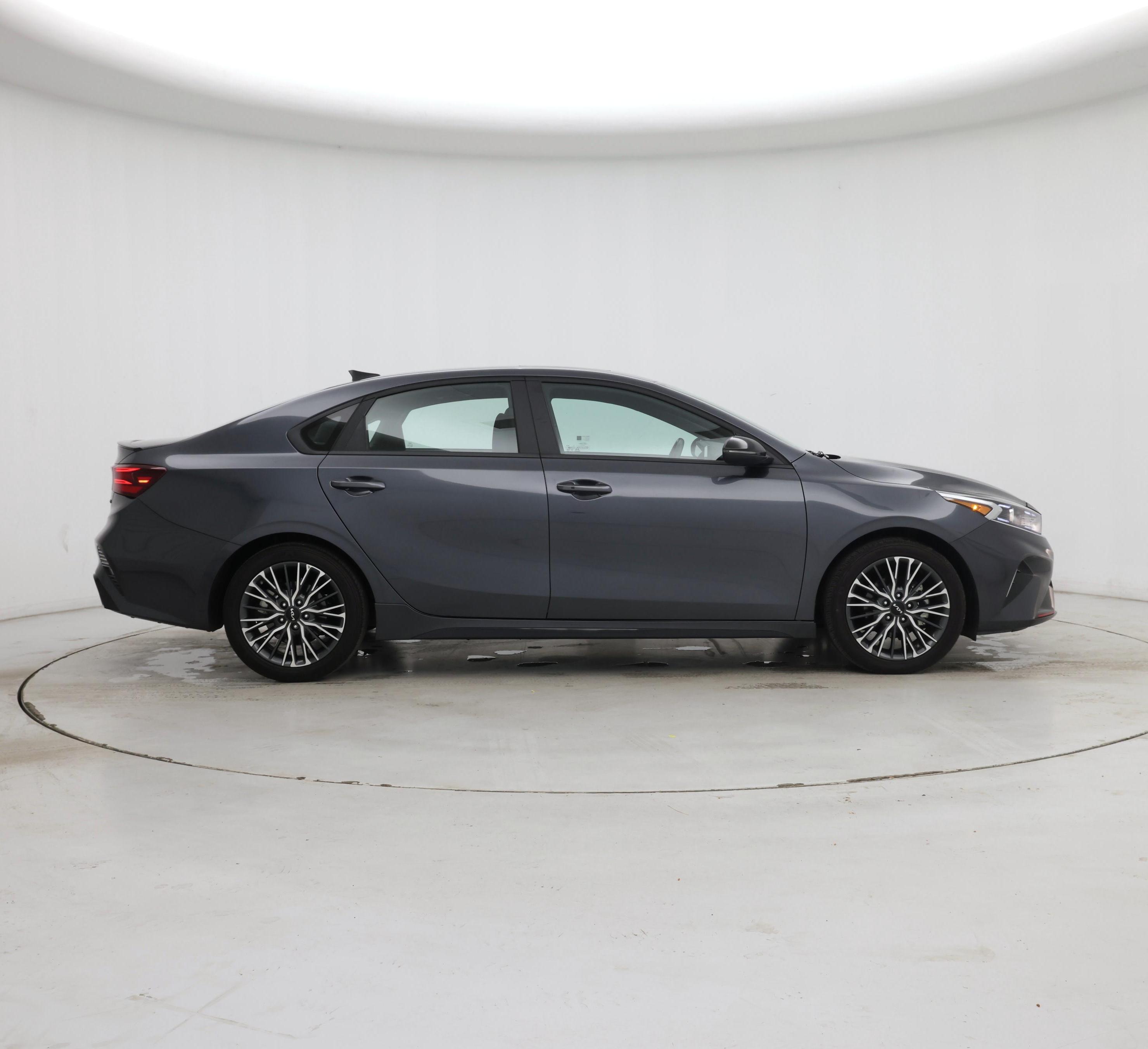 Thumbnail: 2024 Kia Forte - 7