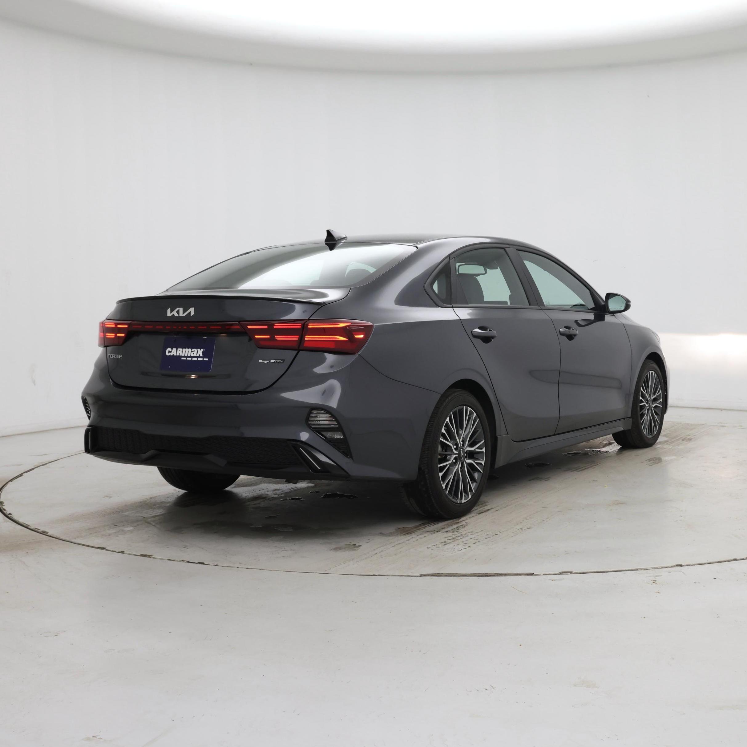 Thumbnail: 2024 Kia Forte - 8