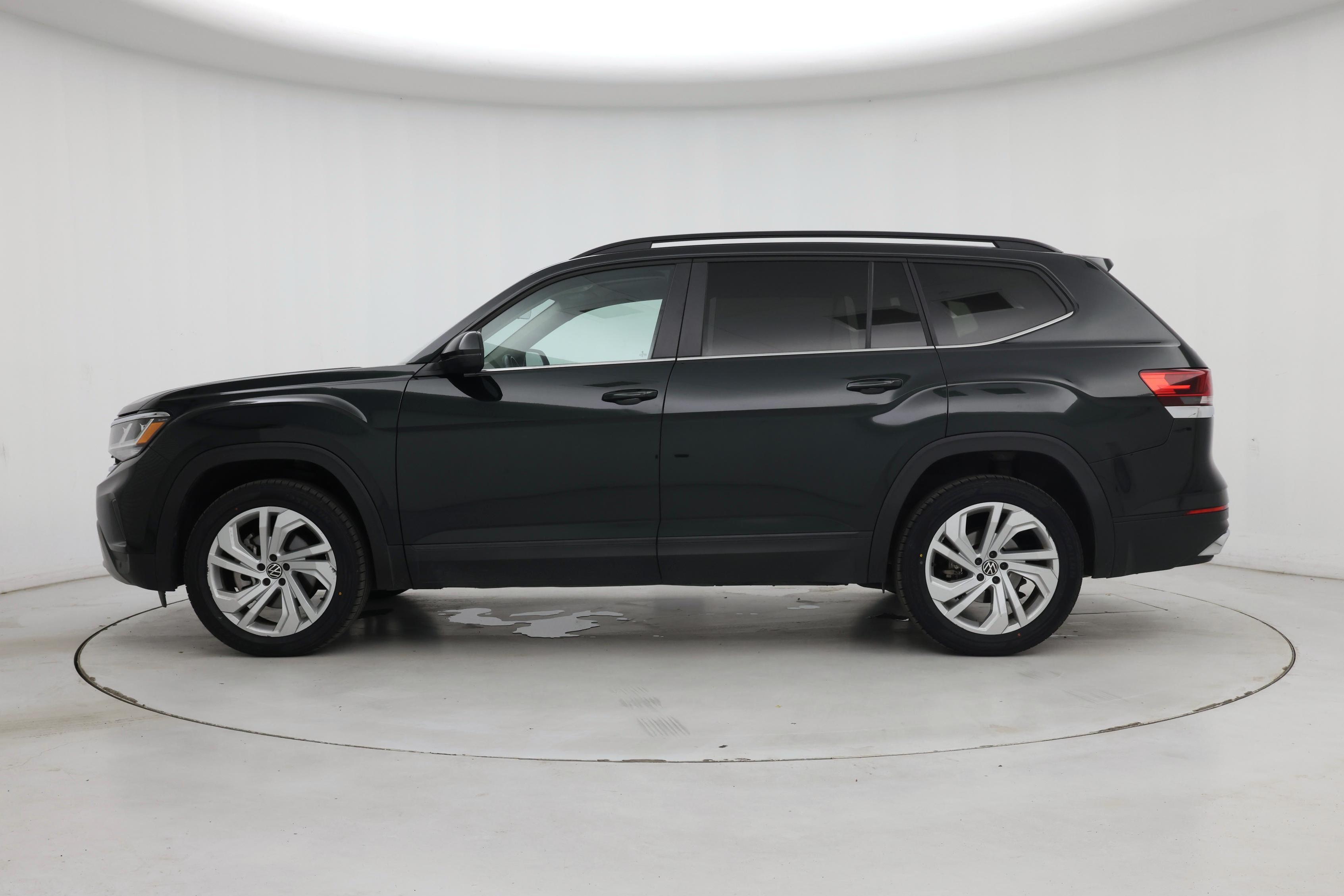 Thumbnail: 2022 Volkswagen Atlas - 3