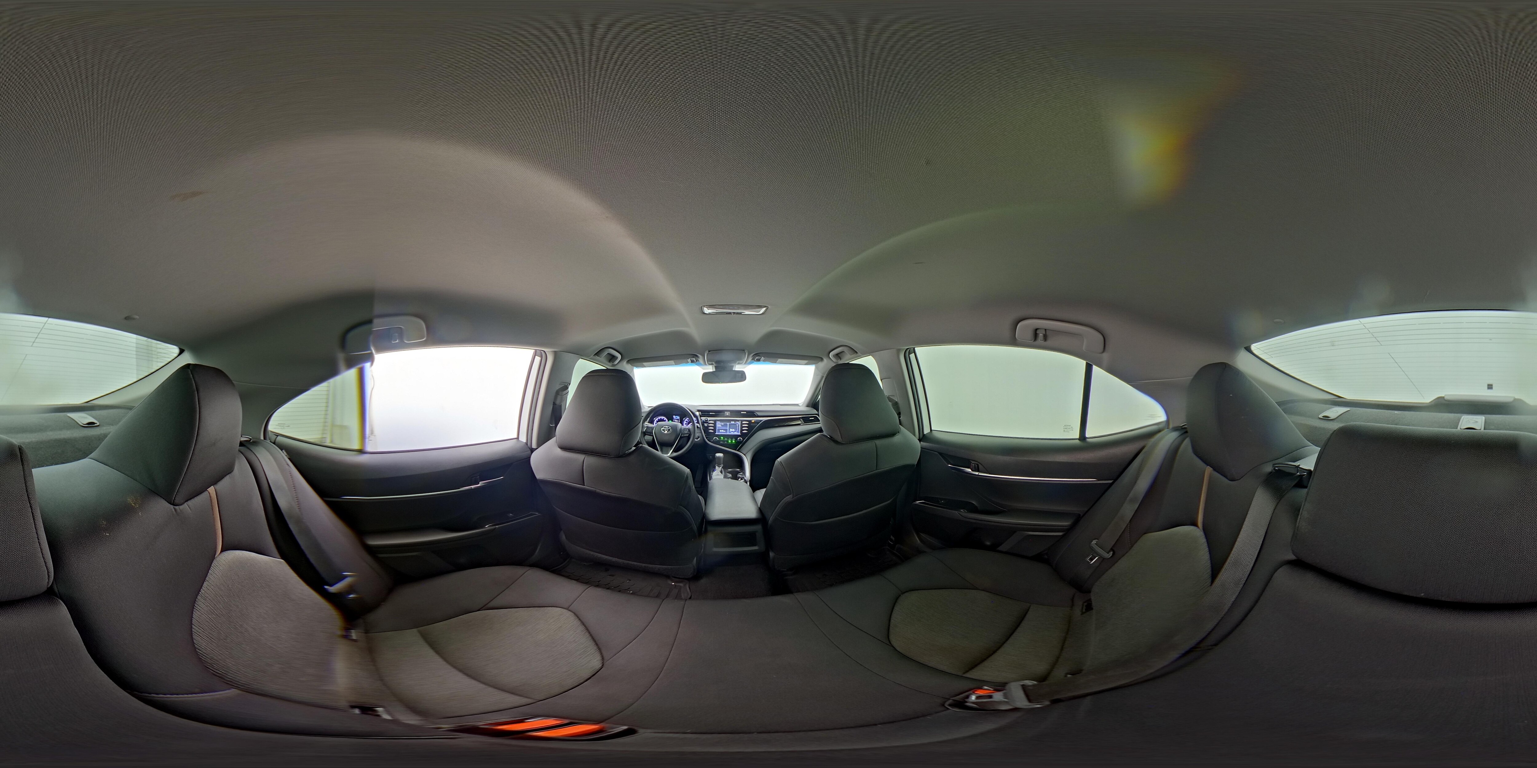2019 Toyota Camry LE - Photo 25