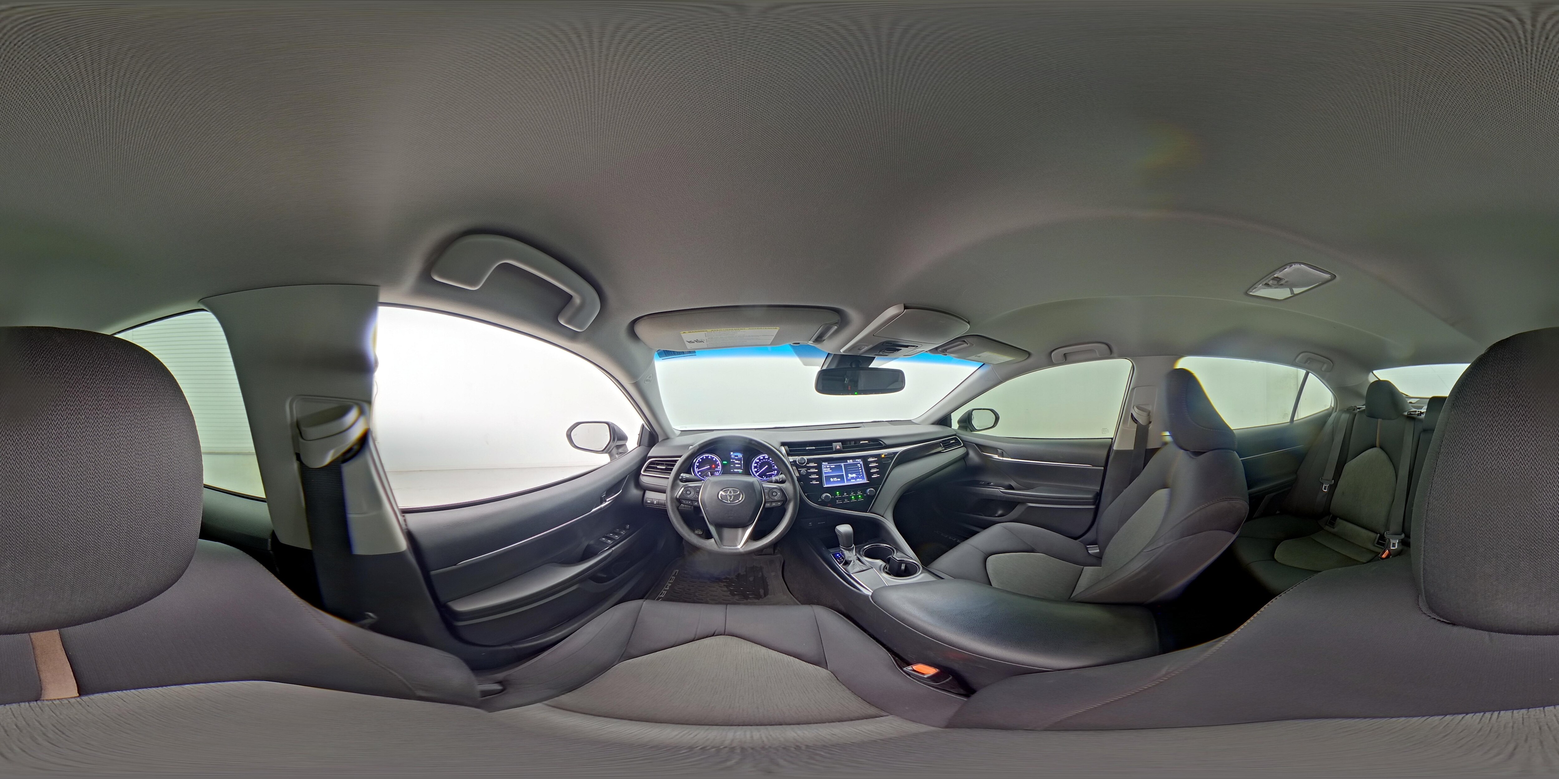 2019 Toyota Camry LE - Photo 26