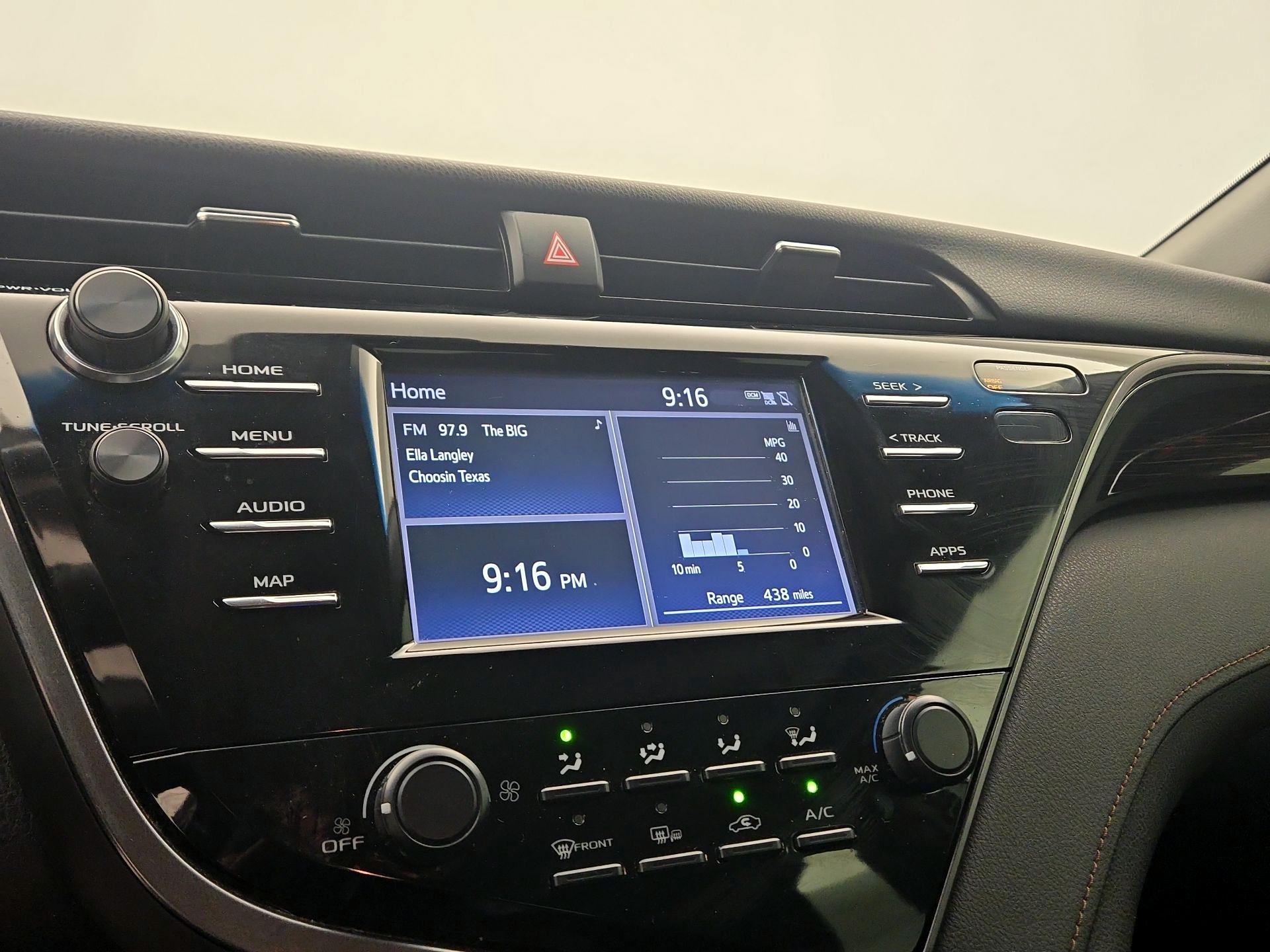 Thumbnail: 2019 Toyota Camry - 15