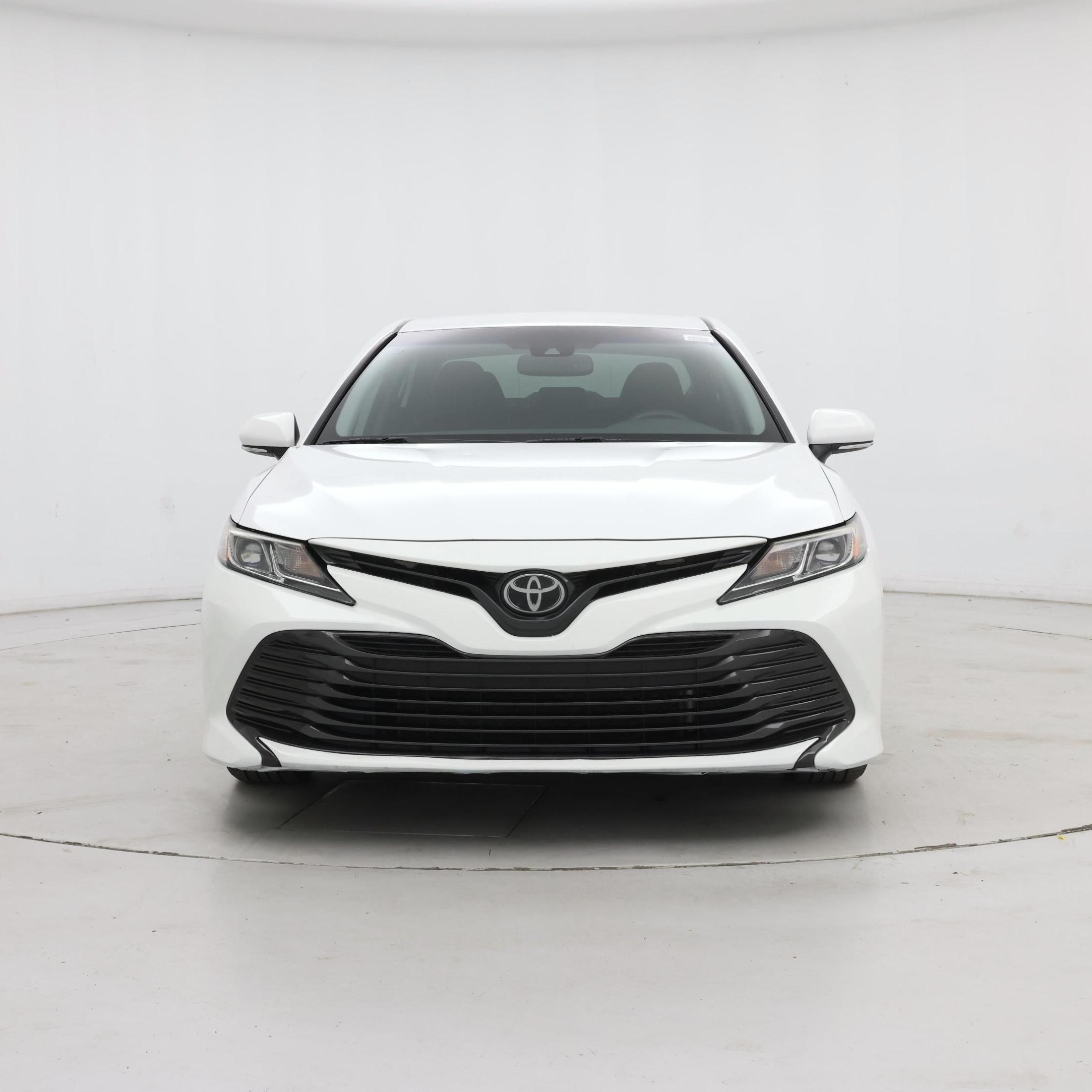 Thumbnail: 2019 Toyota Camry - 5