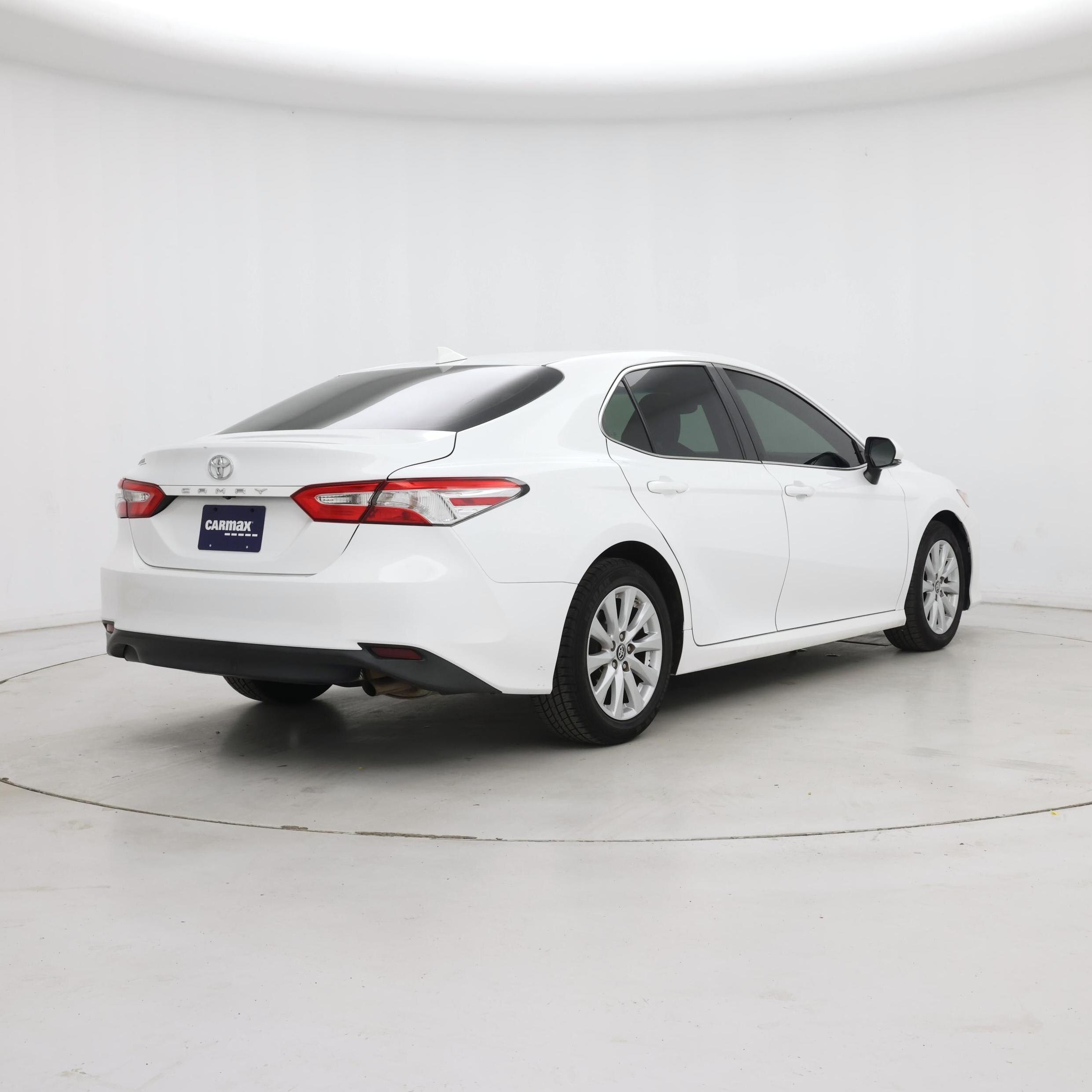 Thumbnail: 2019 Toyota Camry - 8