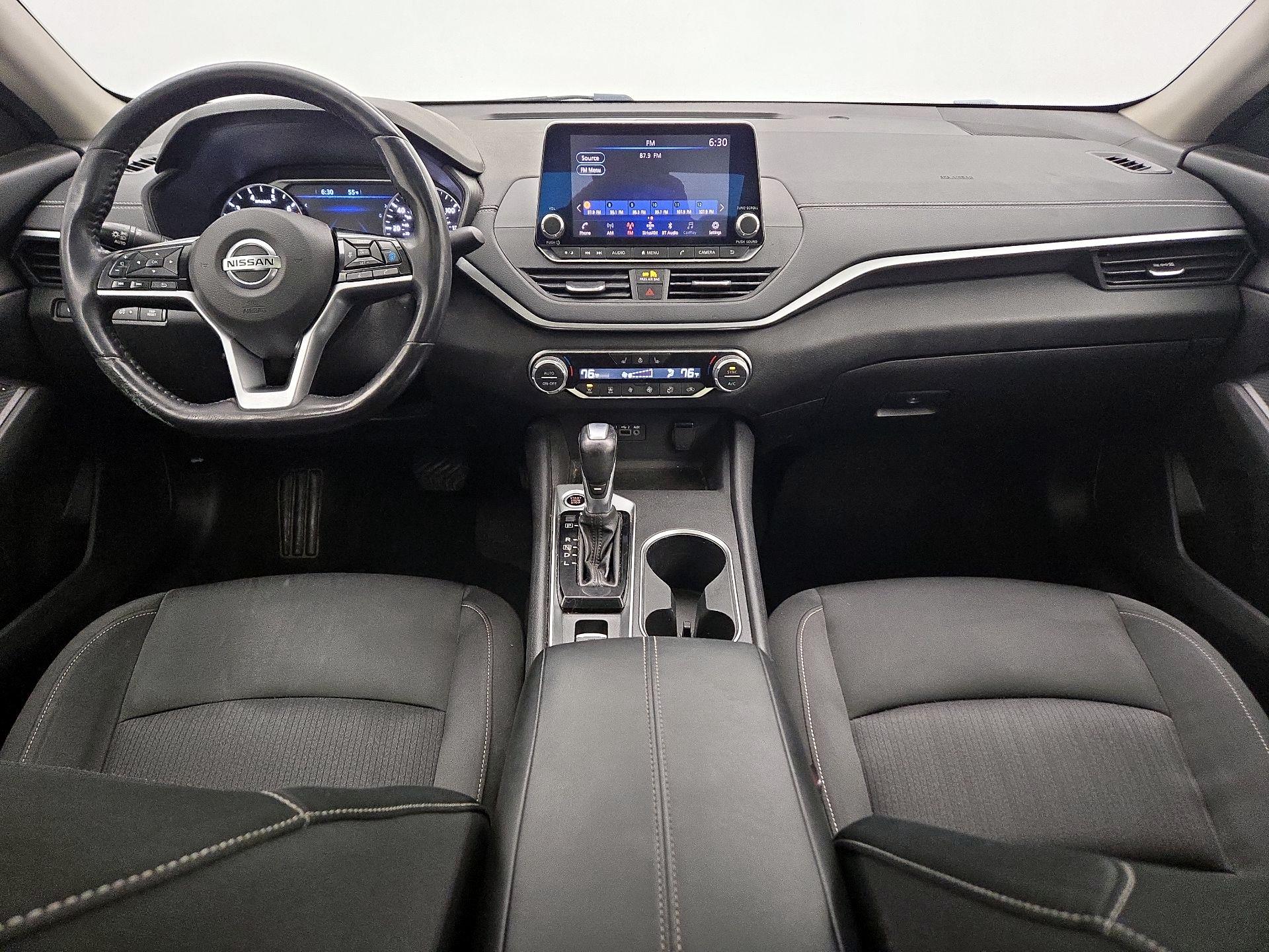 Thumbnail: 2019 Nissan Altima - 9