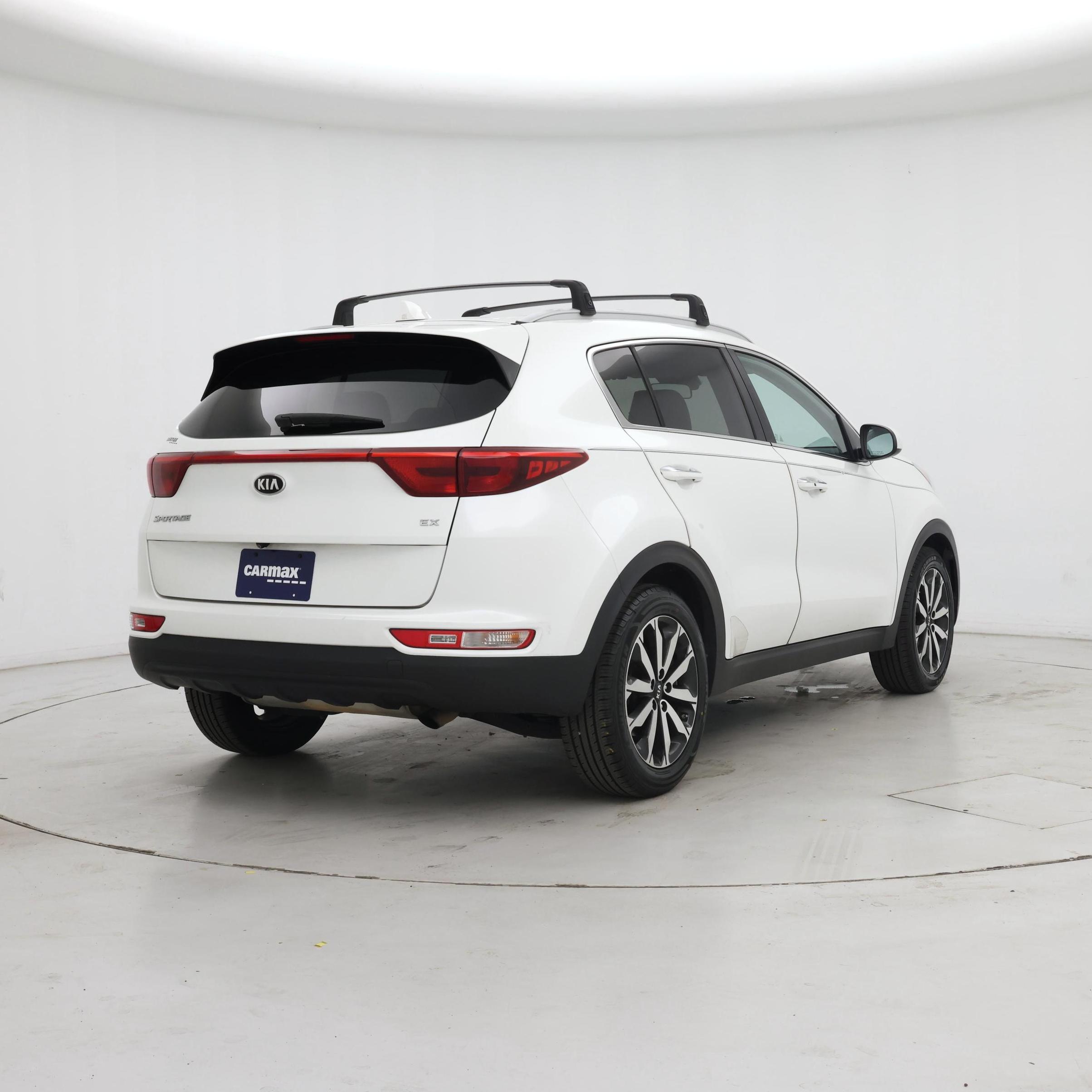 Thumbnail: 2017 Kia Sportage - 8