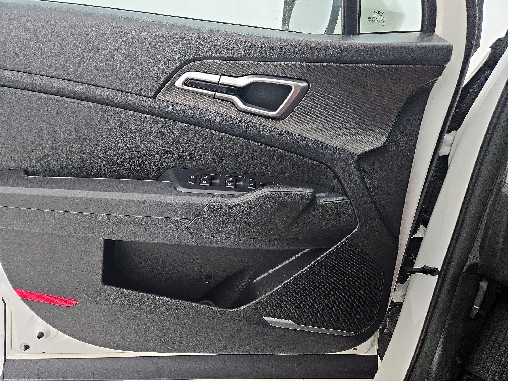 Thumbnail: 2023 Kia Sportage - 12