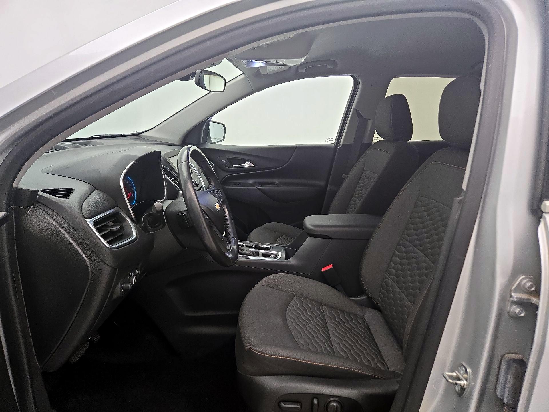 Thumbnail: 2020 Chevrolet Equinox - 11
