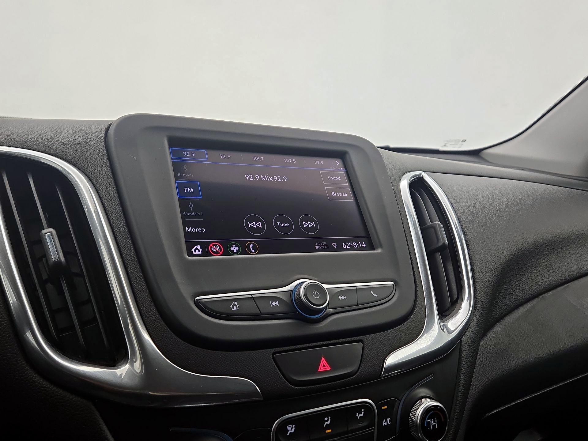 Thumbnail: 2020 Chevrolet Equinox - 15