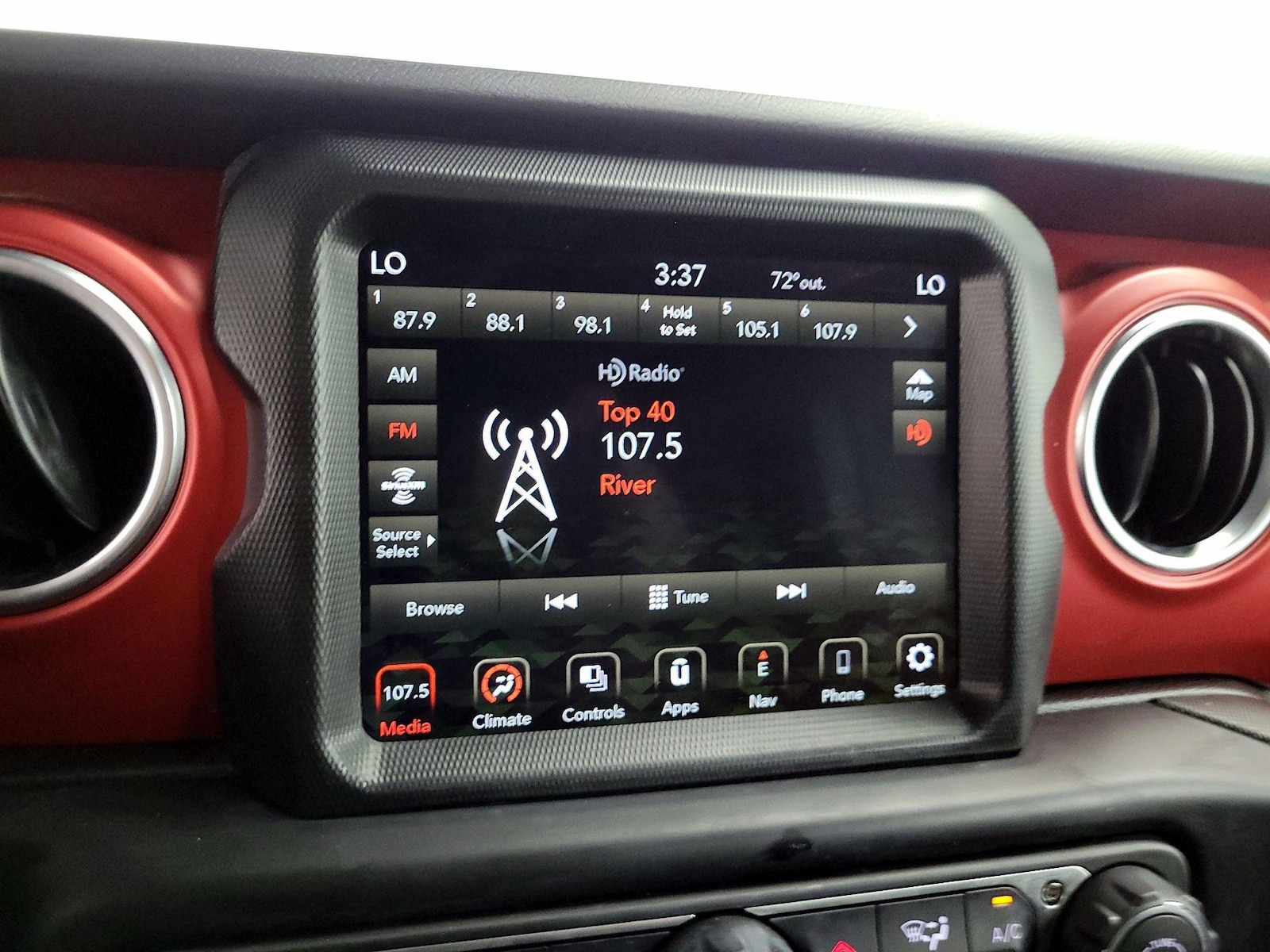 2022 Jeep Gladiator Rubicon - Photo 17