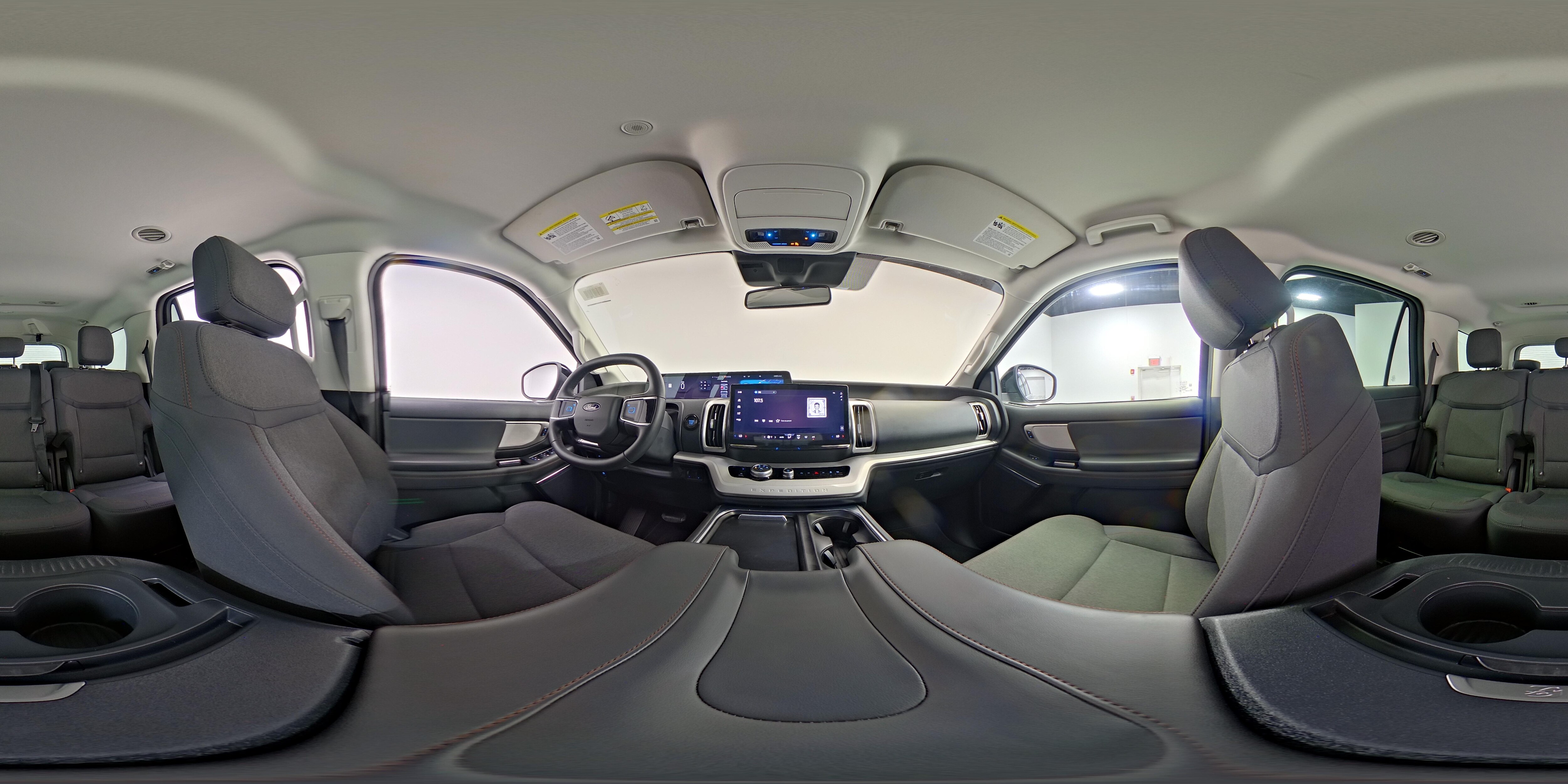 2025 Ford Expedition Active - Photo 27