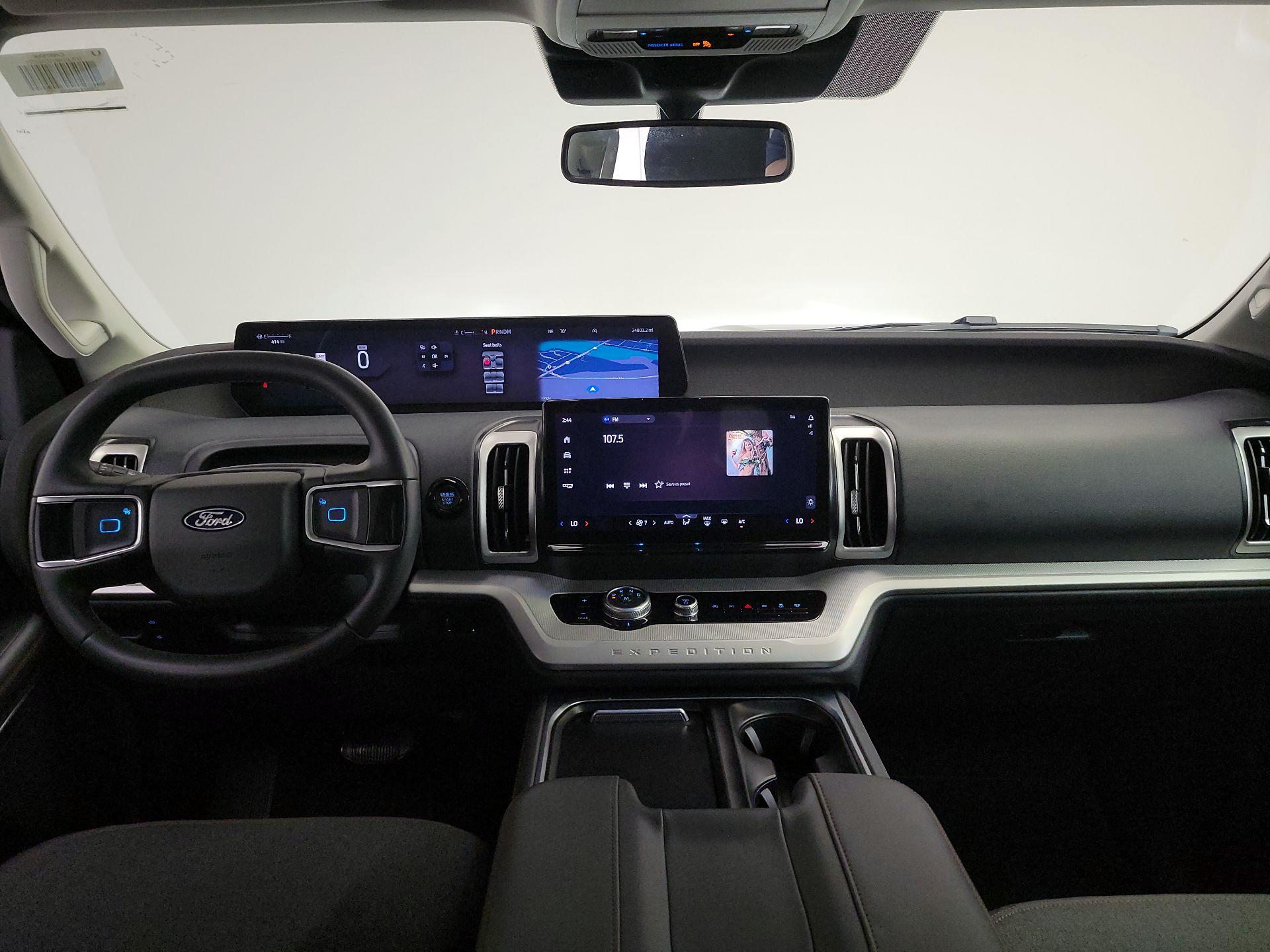 Thumbnail: 2025 Ford Expedition - 9