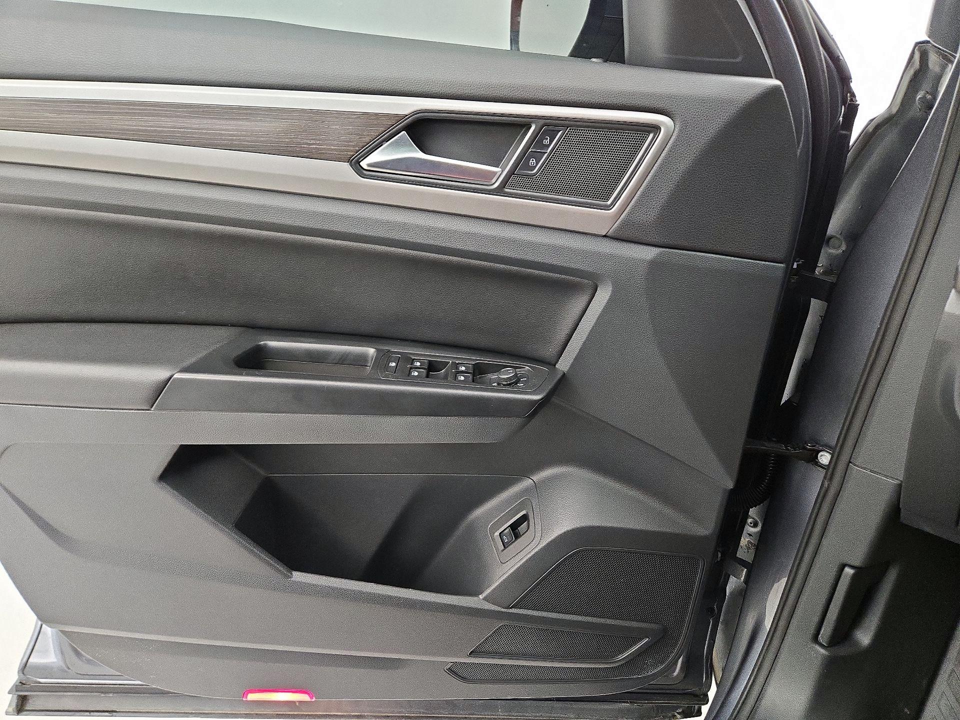 Thumbnail: 2020 Volkswagen Atlas - 12