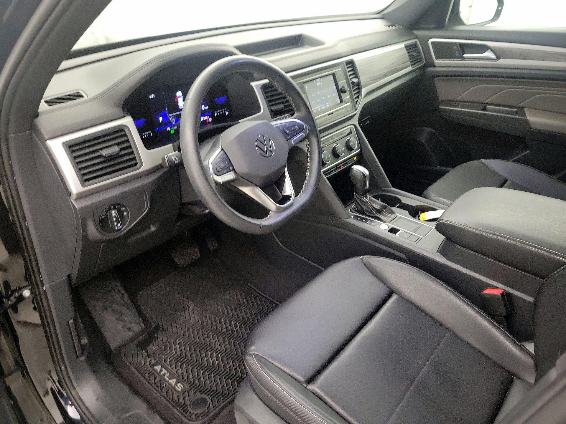 Thumbnail: 2023 Volkswagen Atlas - 11