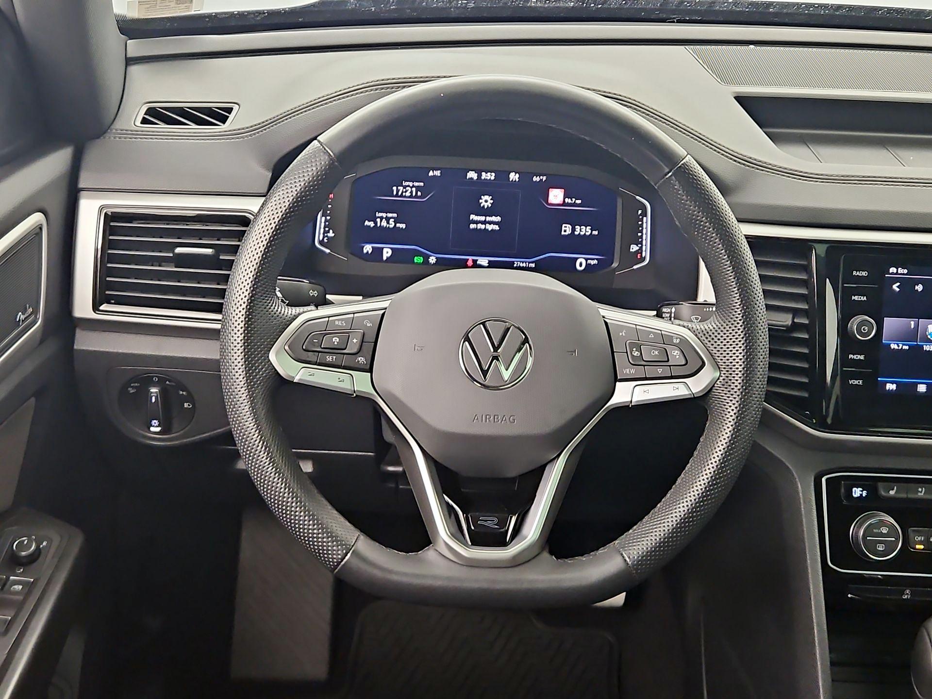 Thumbnail: 2023 Volkswagen Atlas - 10