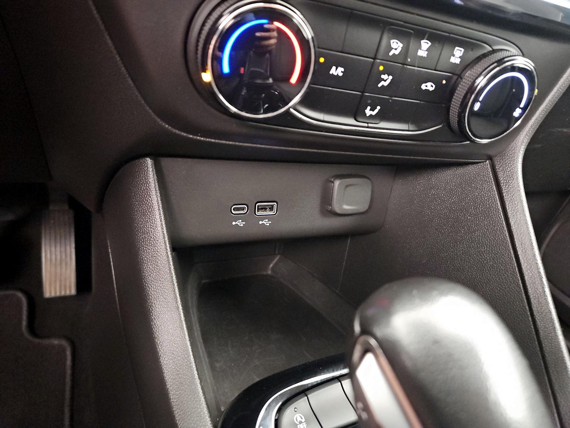 Thumbnail: 2024 Buick Encore GX - 18